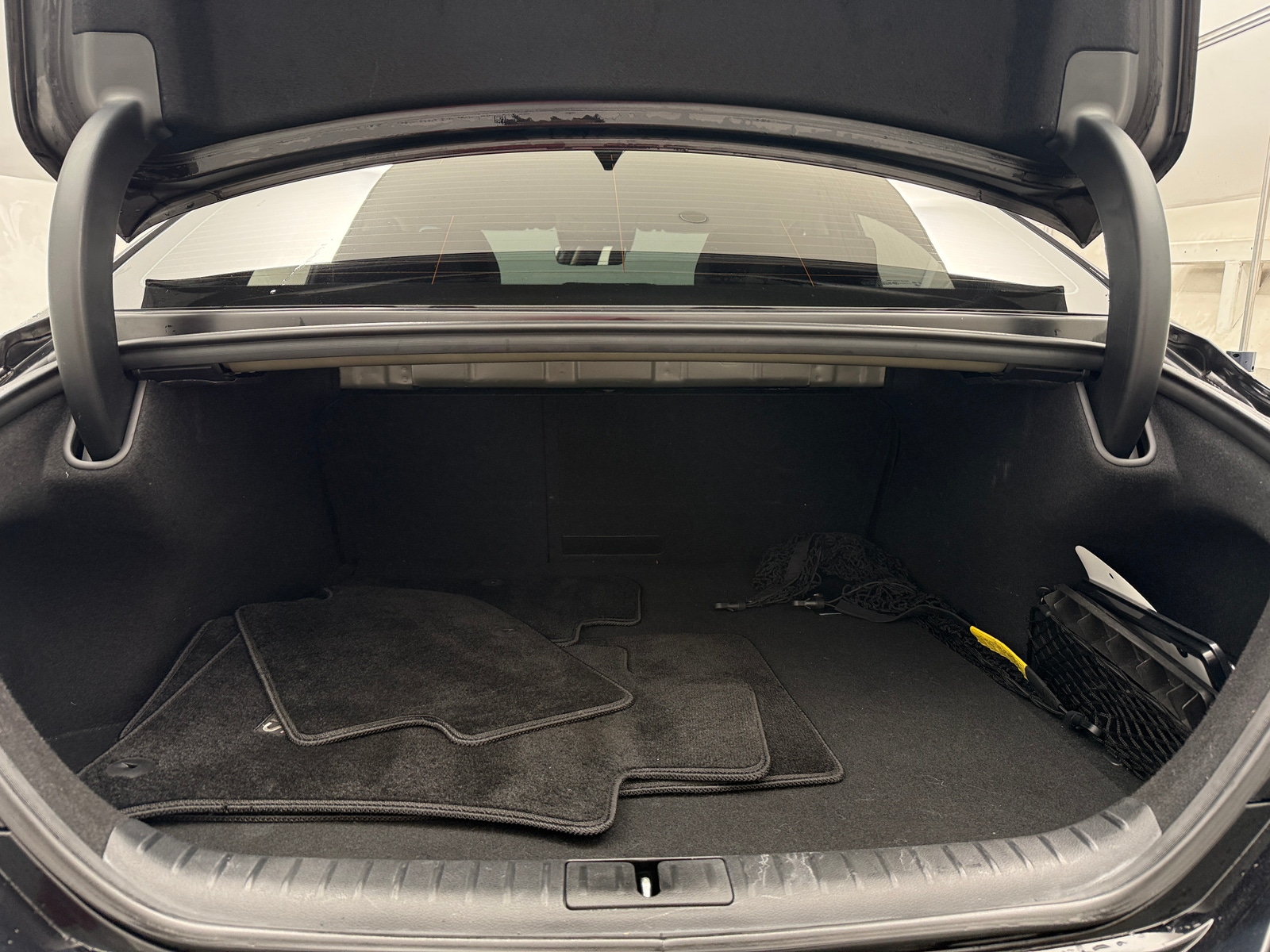 Thumbnail: 2024 Genesis G70 - 6