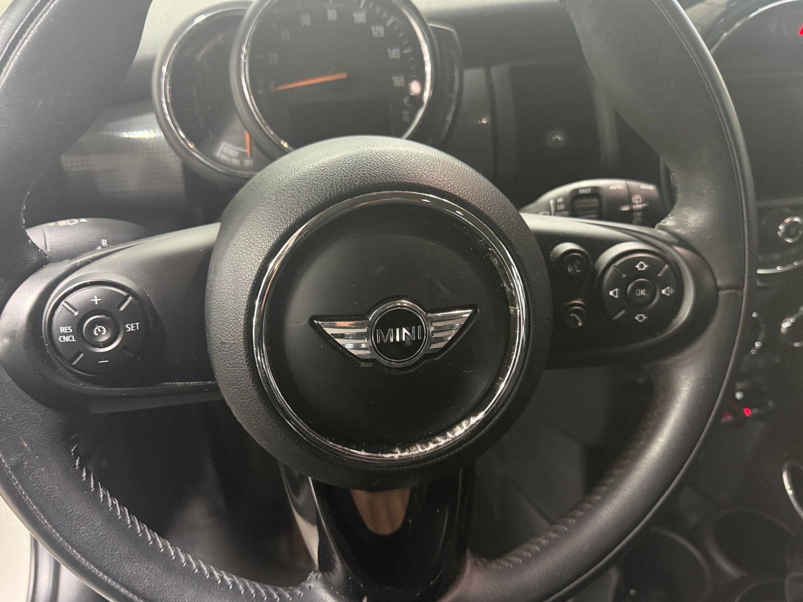 Thumbnail: 2018 MINI Cooper Hardtop - 4