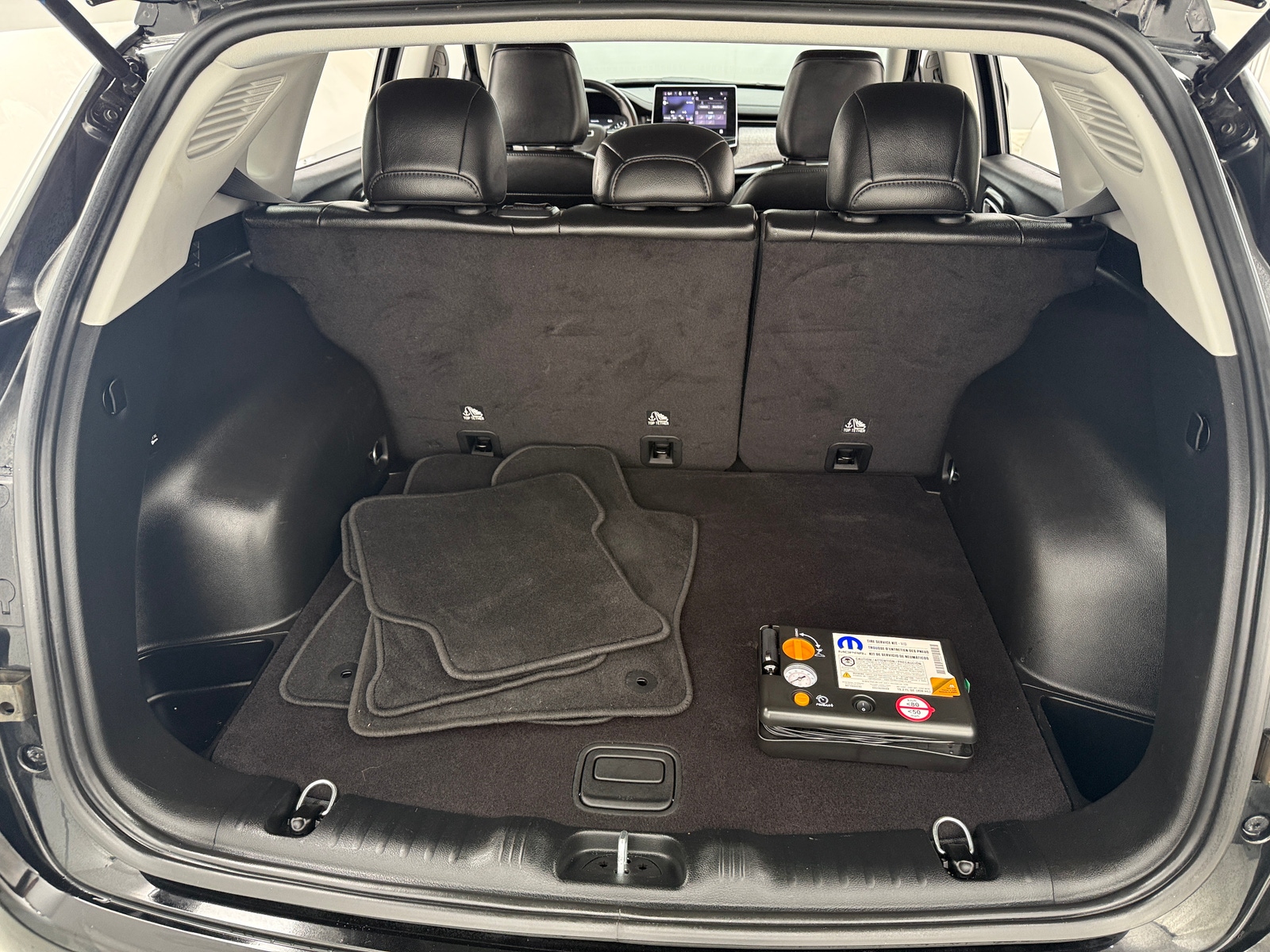 Thumbnail: 2022 Jeep Compass - 6