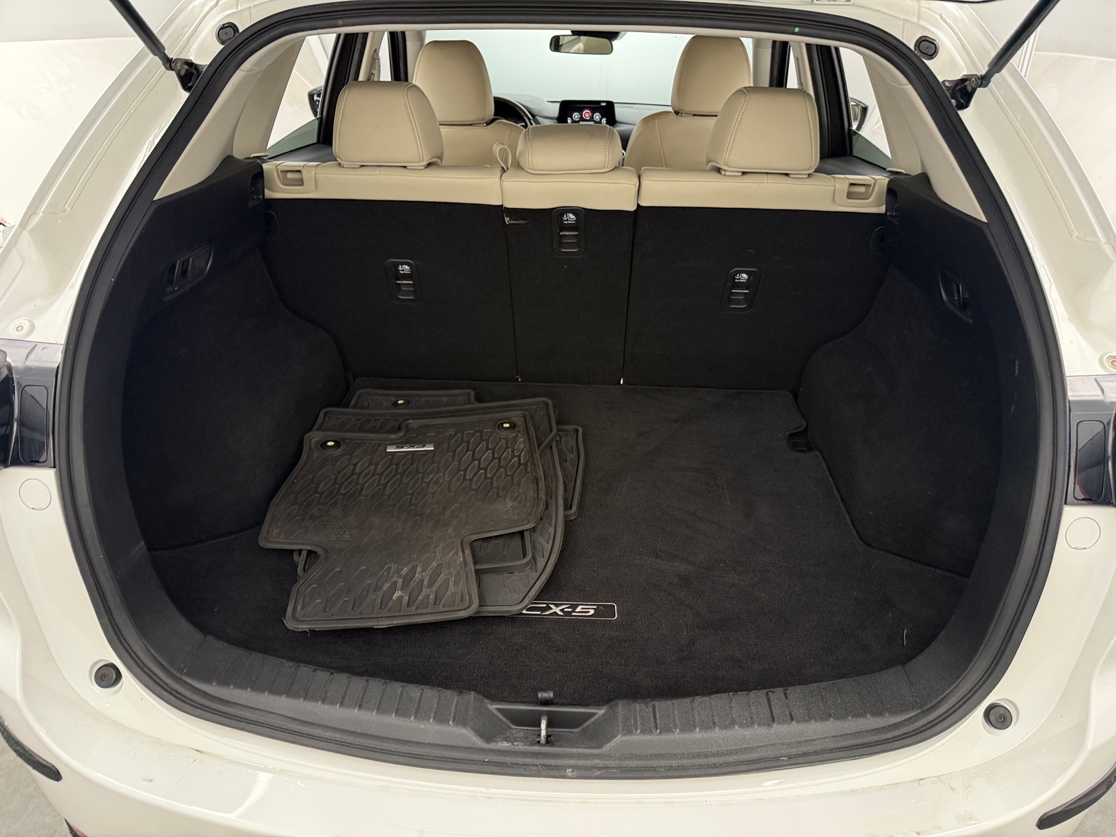 Thumbnail: 2020 Mazda CX-5 - 6