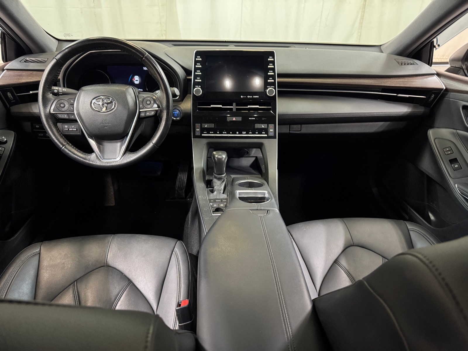 Thumbnail: 2020 Toyota Avalon - 2