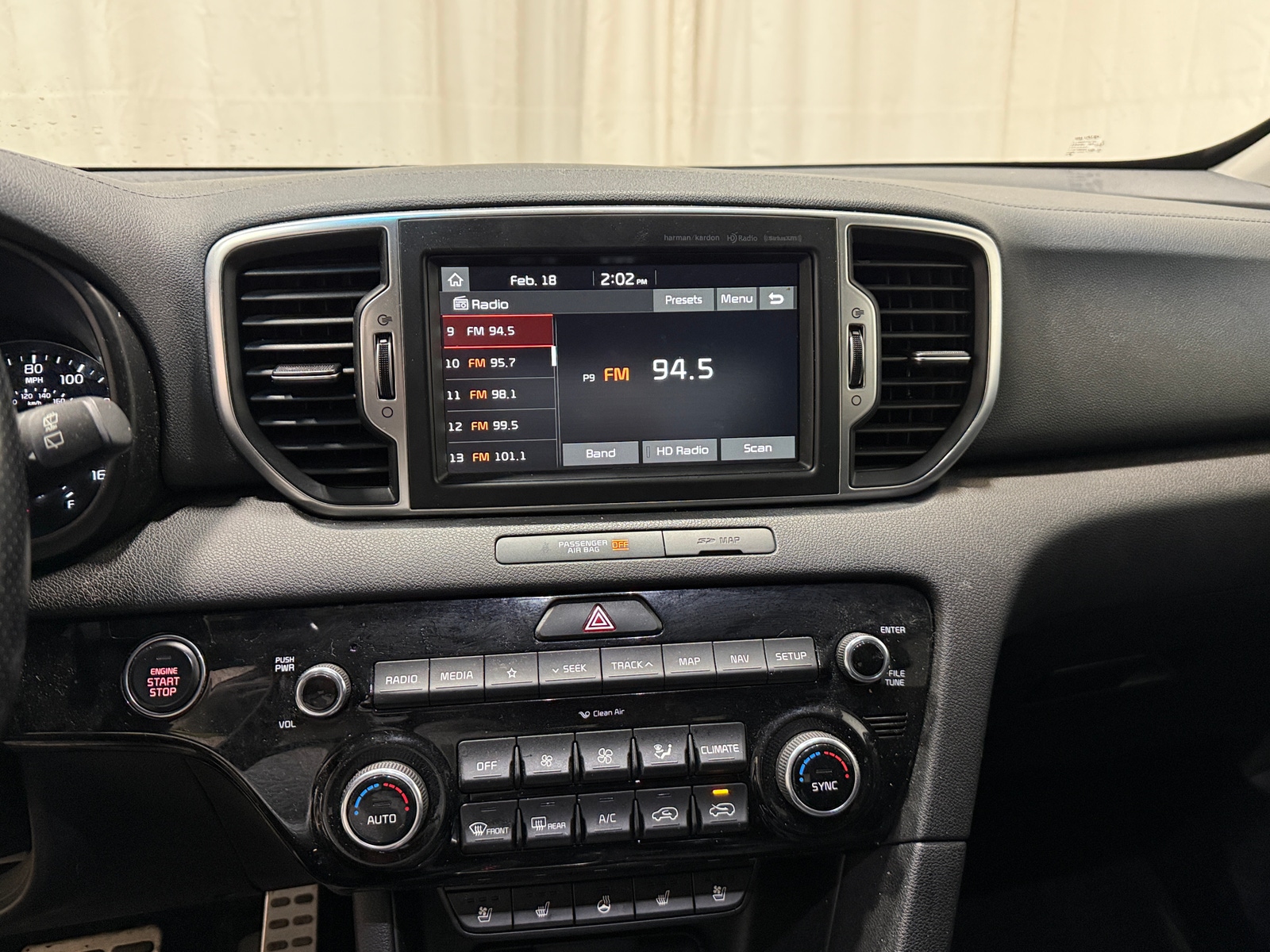 Thumbnail: 2018 Kia Sportage - 3