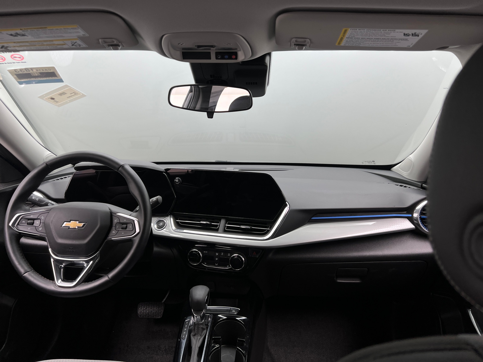 Thumbnail: 2025 Chevrolet Trax - 3