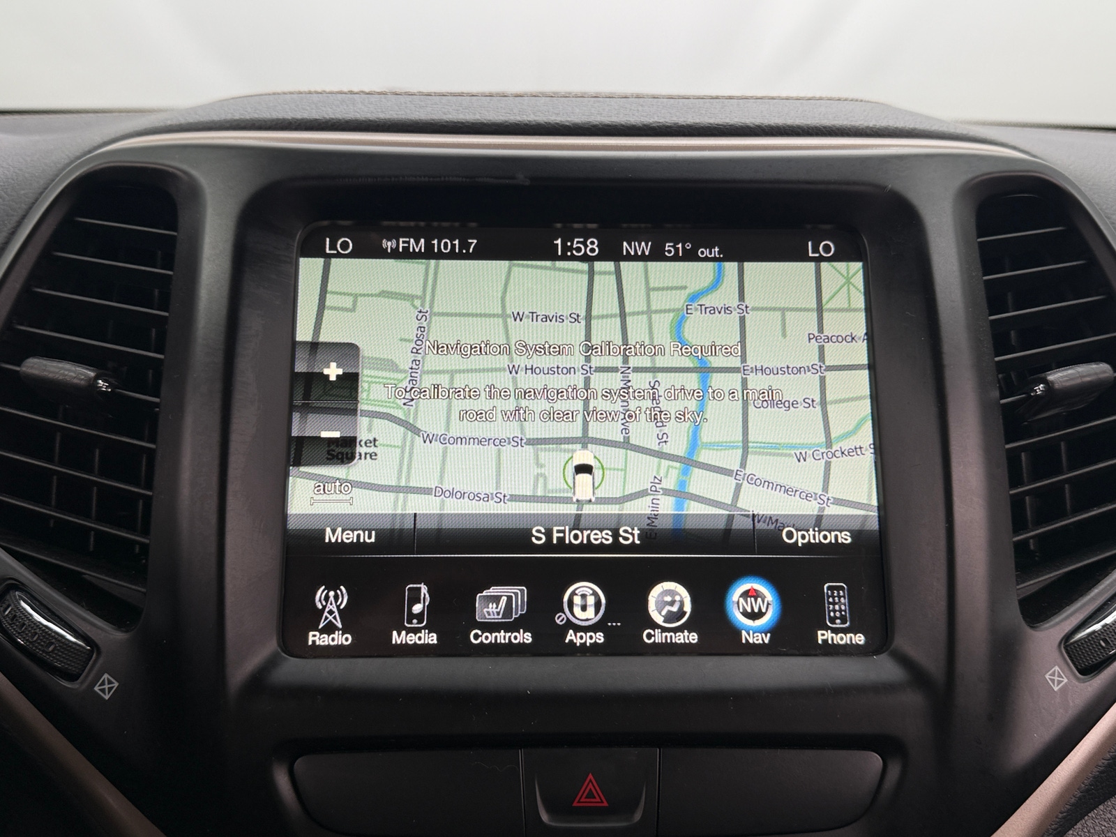 Thumbnail: 2017 Jeep Cherokee - 3