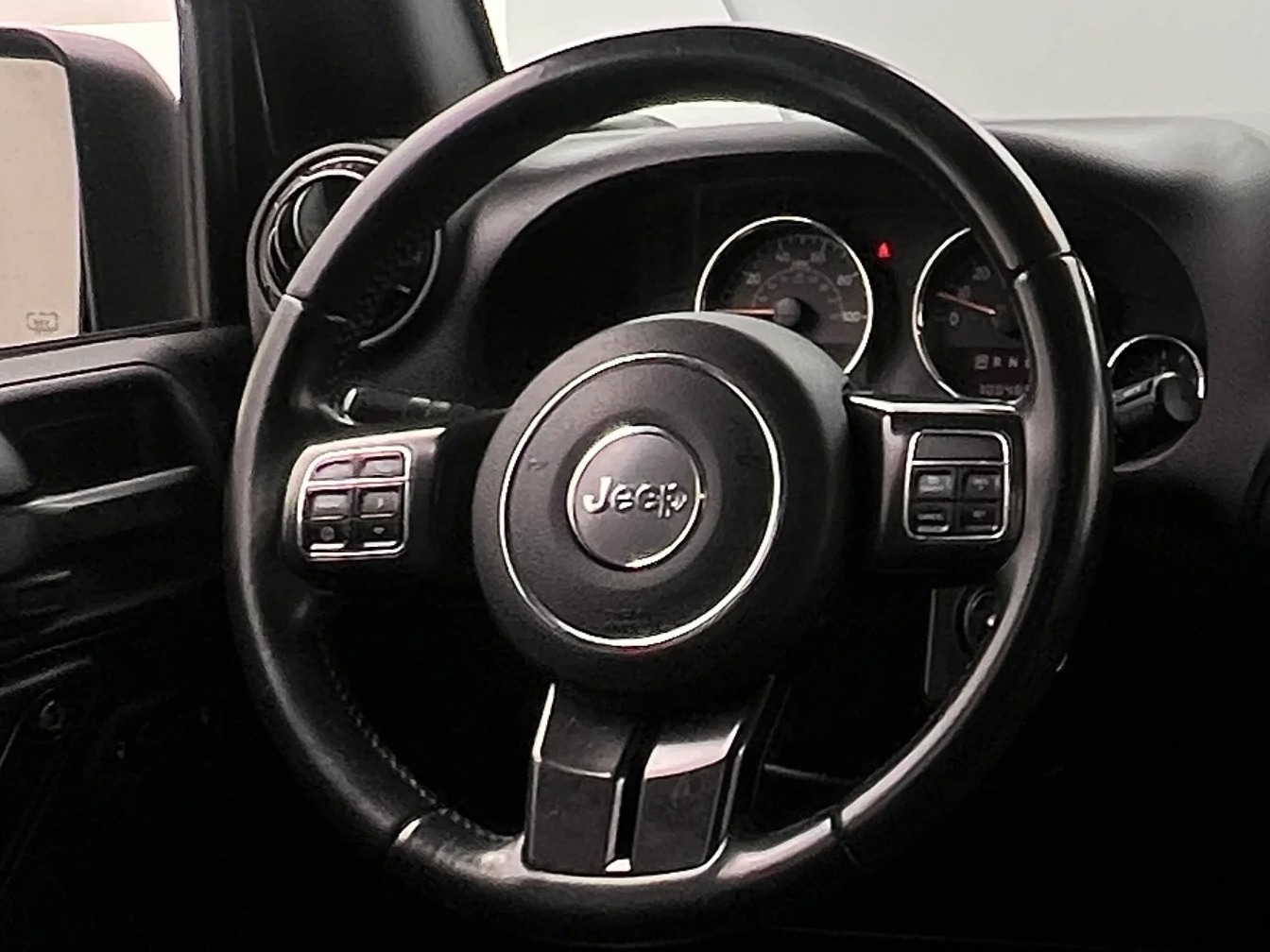 Thumbnail: 2018 Jeep Wrangler - 4