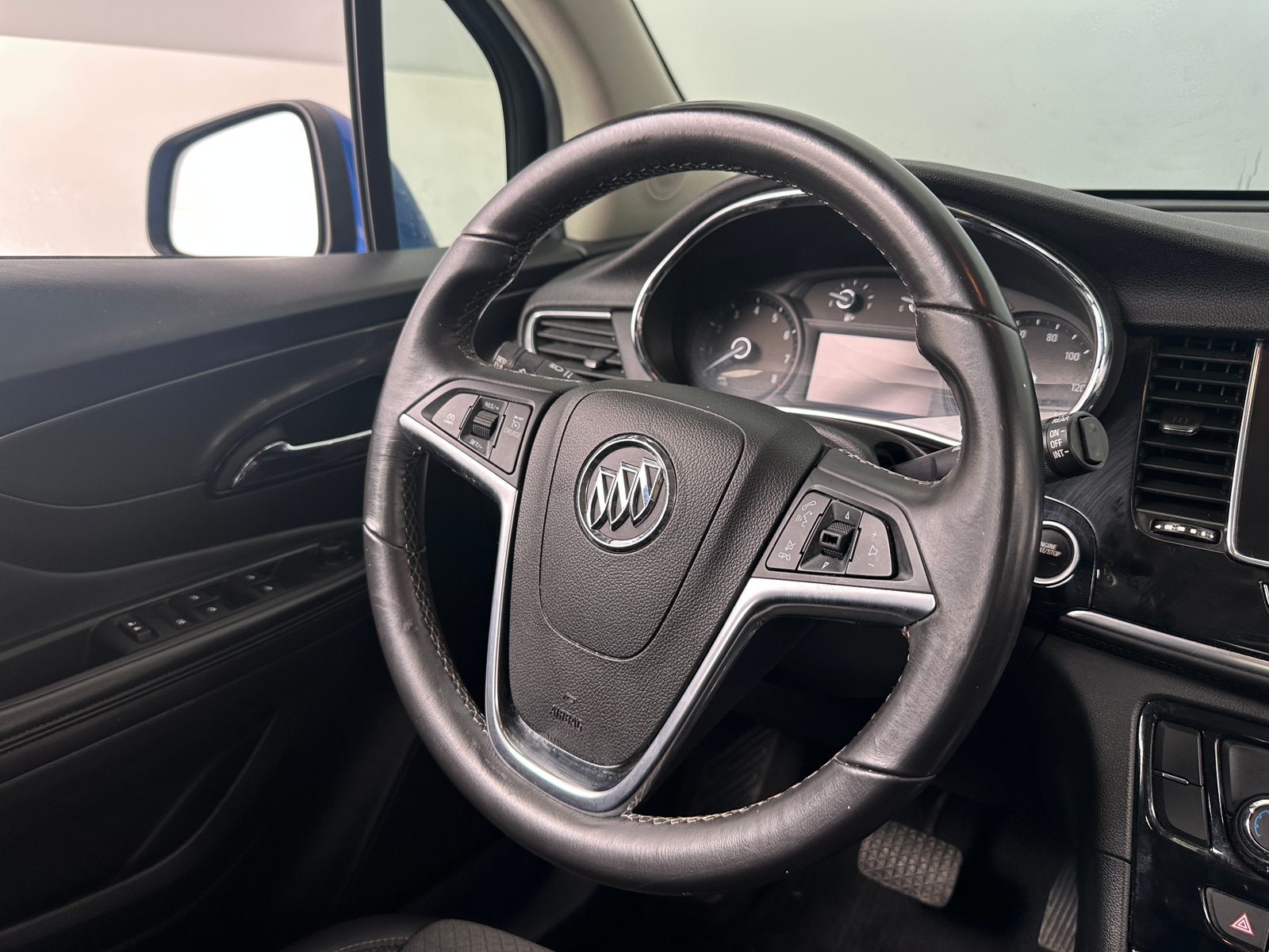 Thumbnail: 2017 Buick Encore - 5