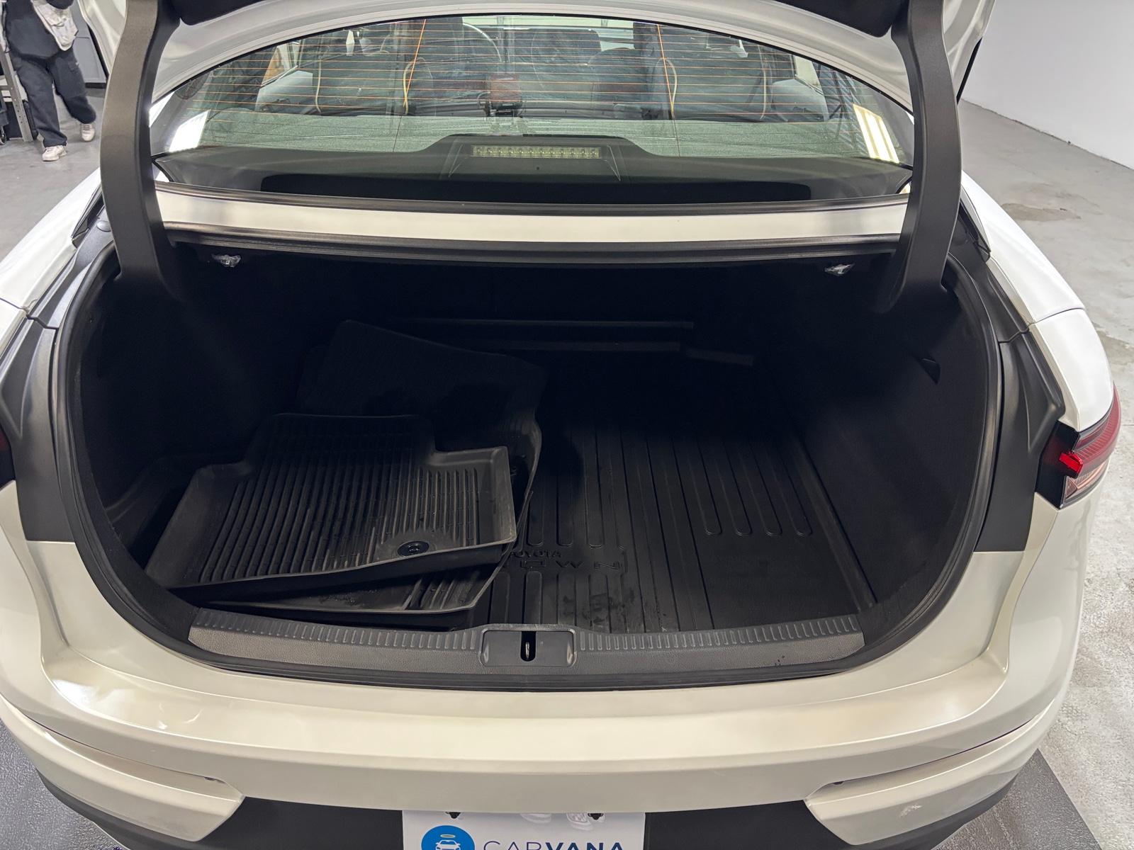 Thumbnail: 2023 Toyota Crown - 6