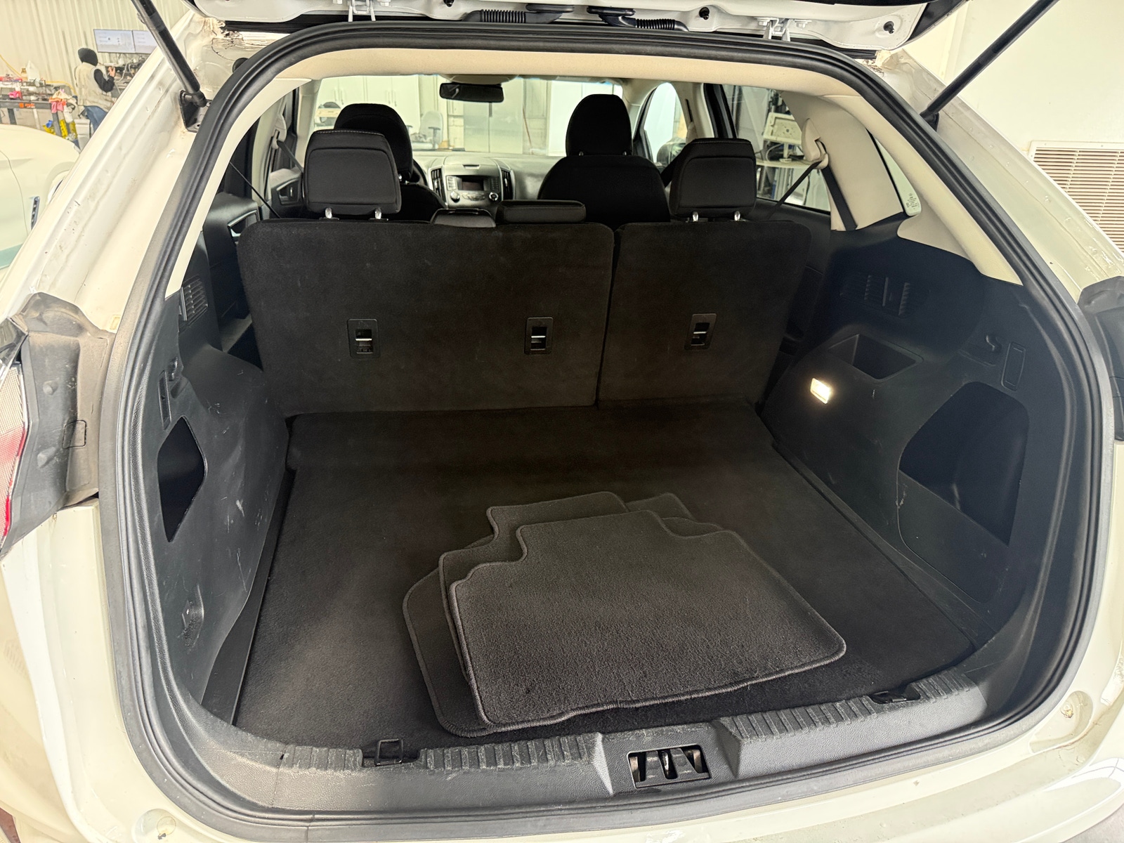 Thumbnail: 2019 Ford Edge - 7