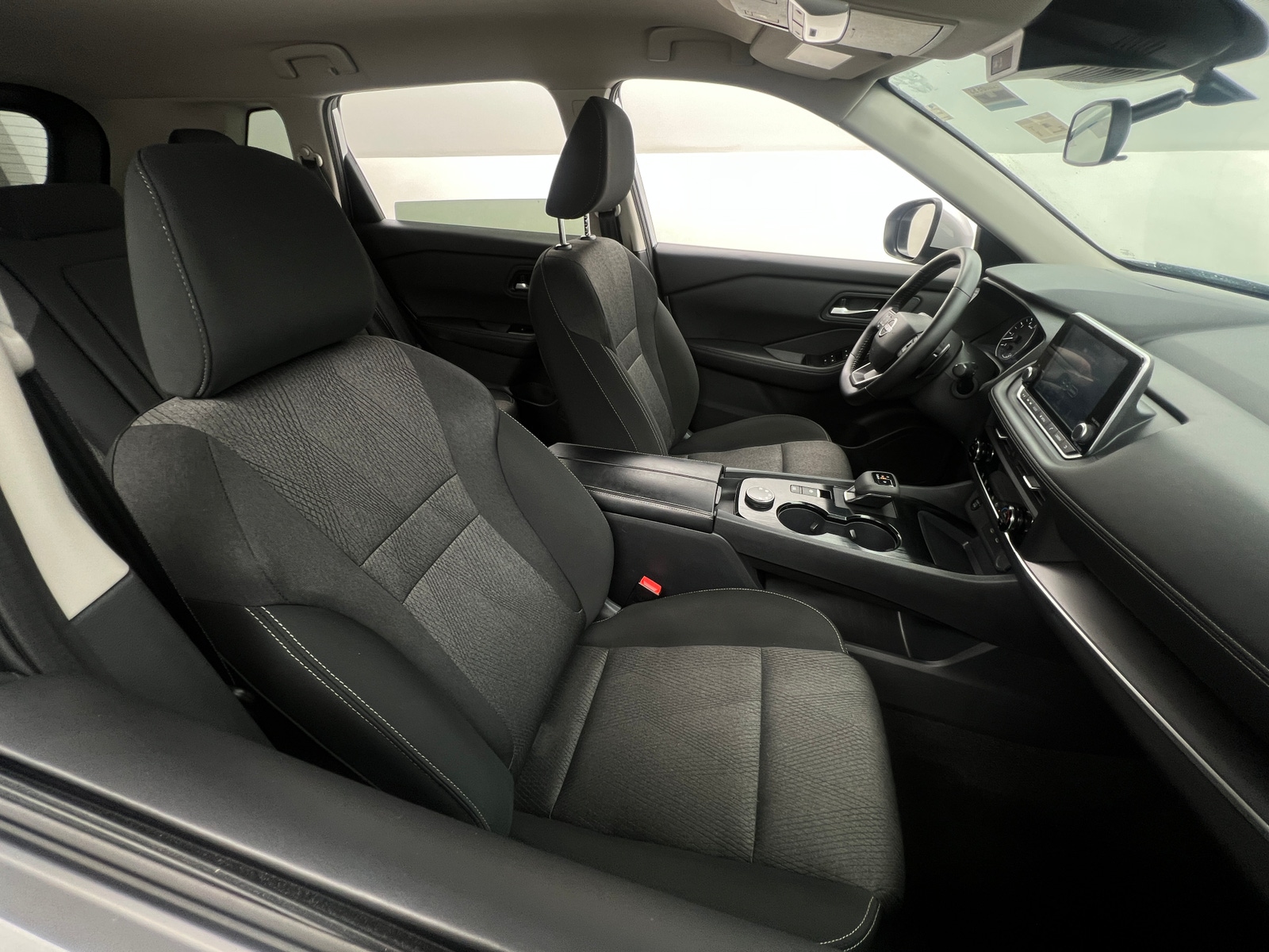 Thumbnail: 2025 Nissan Rogue - 2