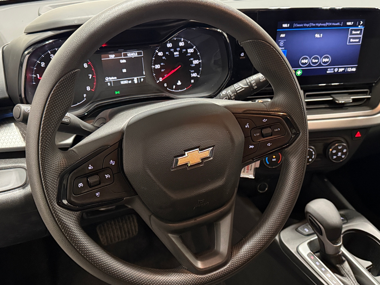 Thumbnail: 2025 Chevrolet Trax - 5