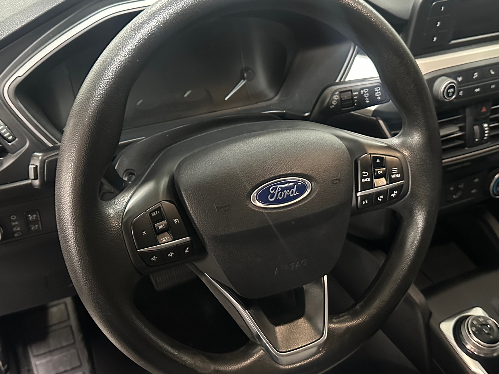 Thumbnail: 2021 Ford Escape - 5