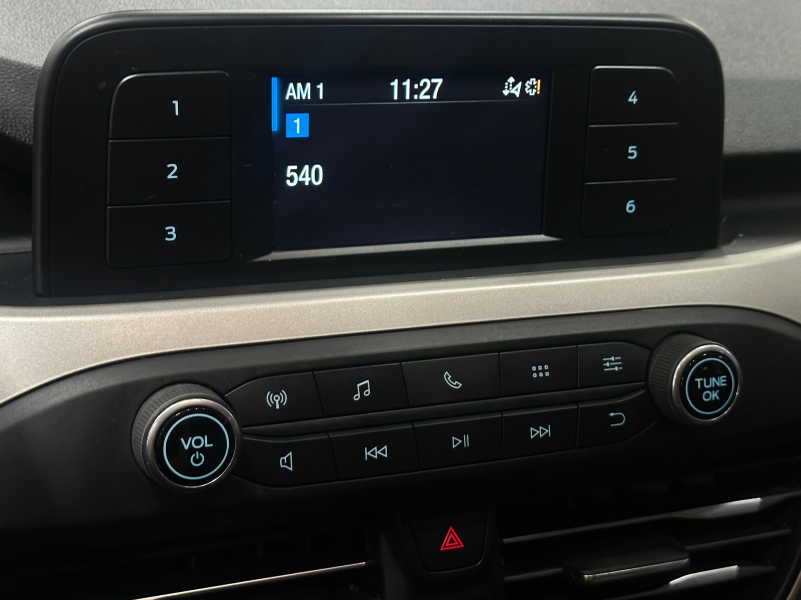 Thumbnail: 2021 Ford Escape - 4