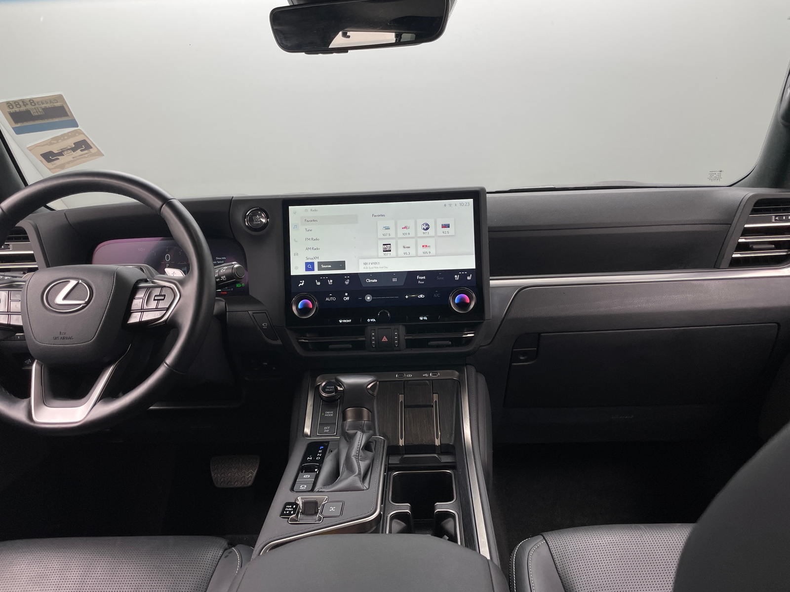 Thumbnail: 2024 Lexus GX - 2