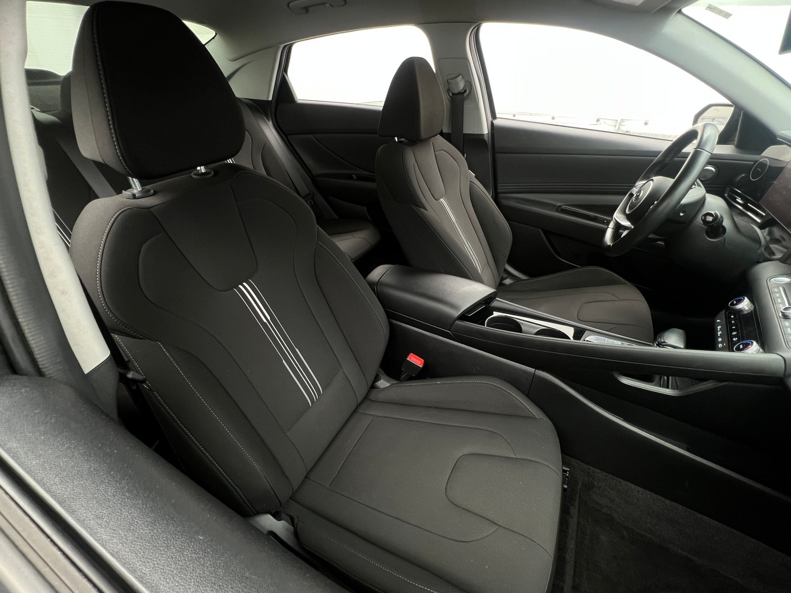 Thumbnail: 2023 Hyundai Elantra - 2