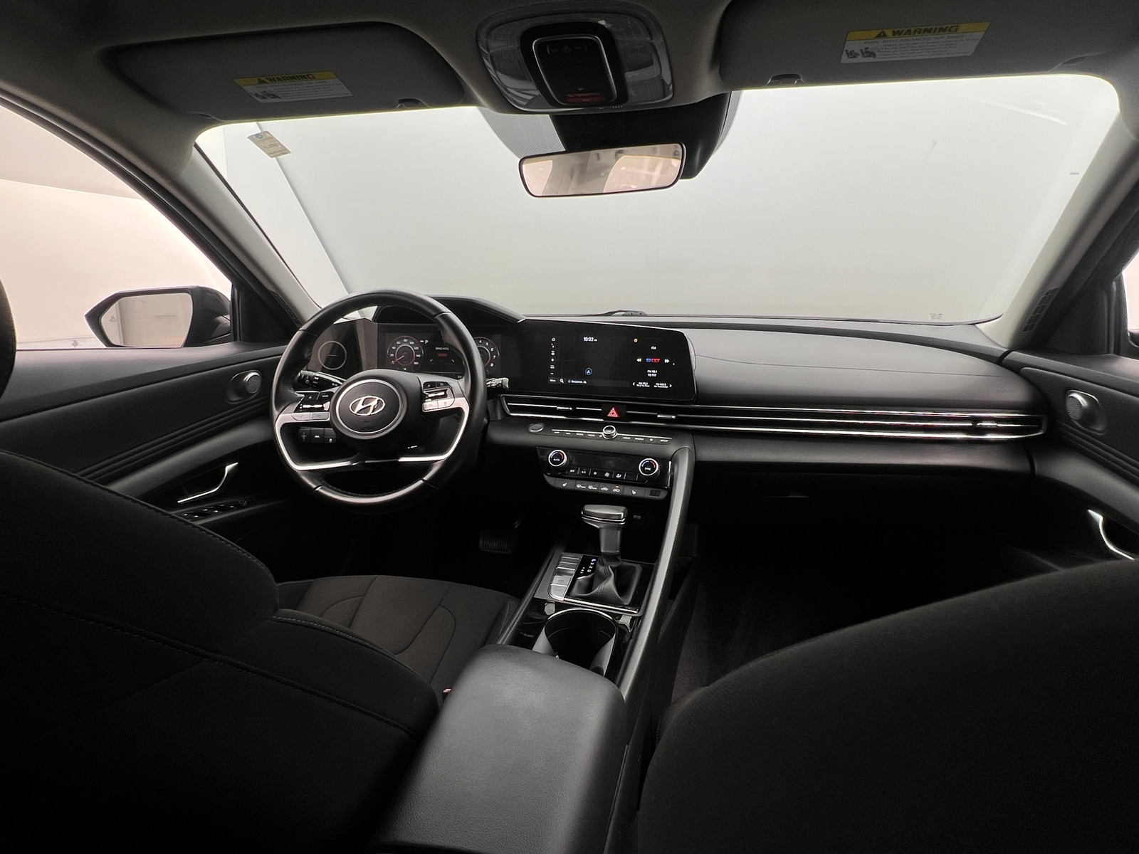 Thumbnail: 2023 Hyundai Elantra - 3