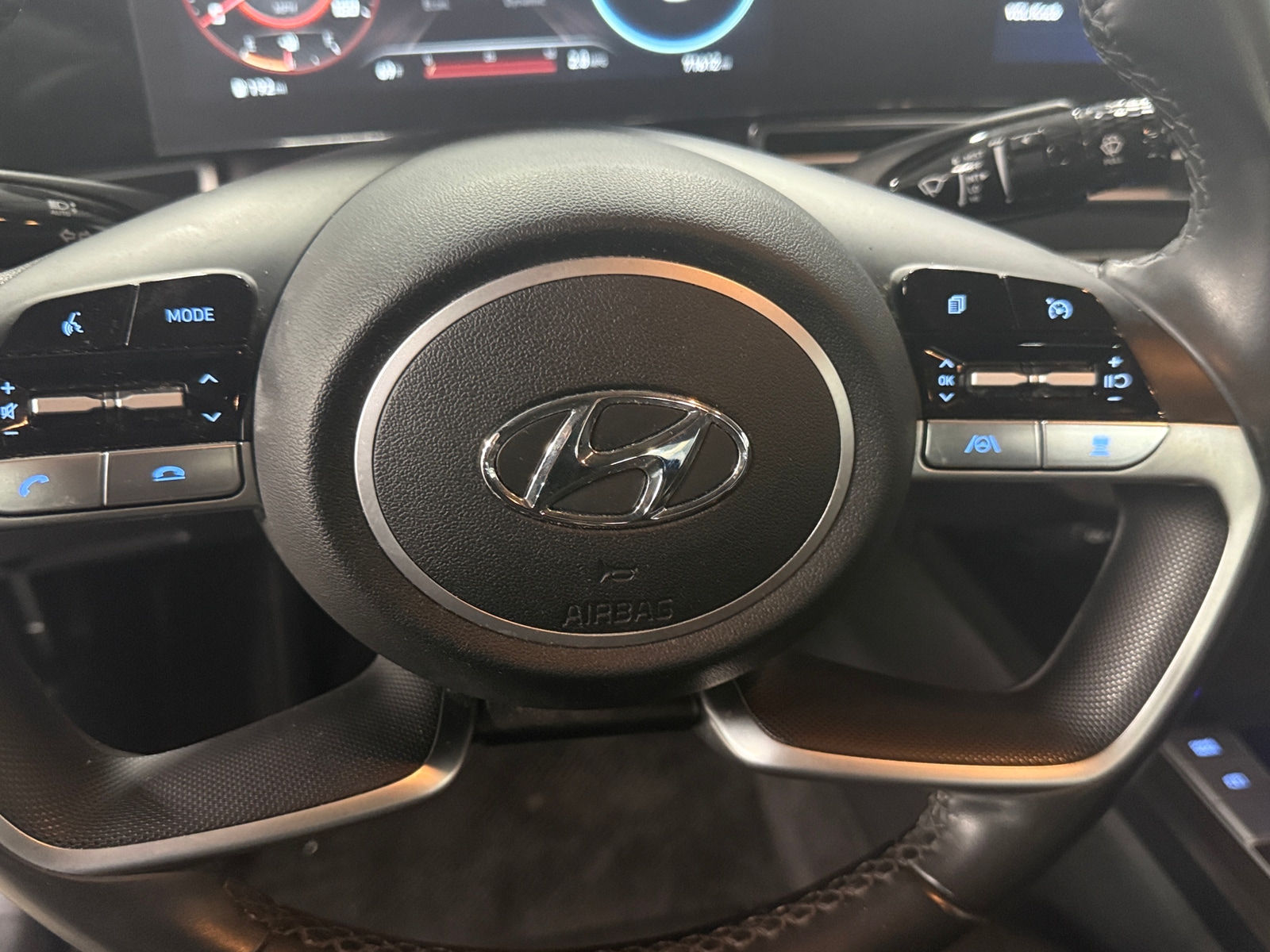 Thumbnail: 2023 Hyundai Elantra - 5