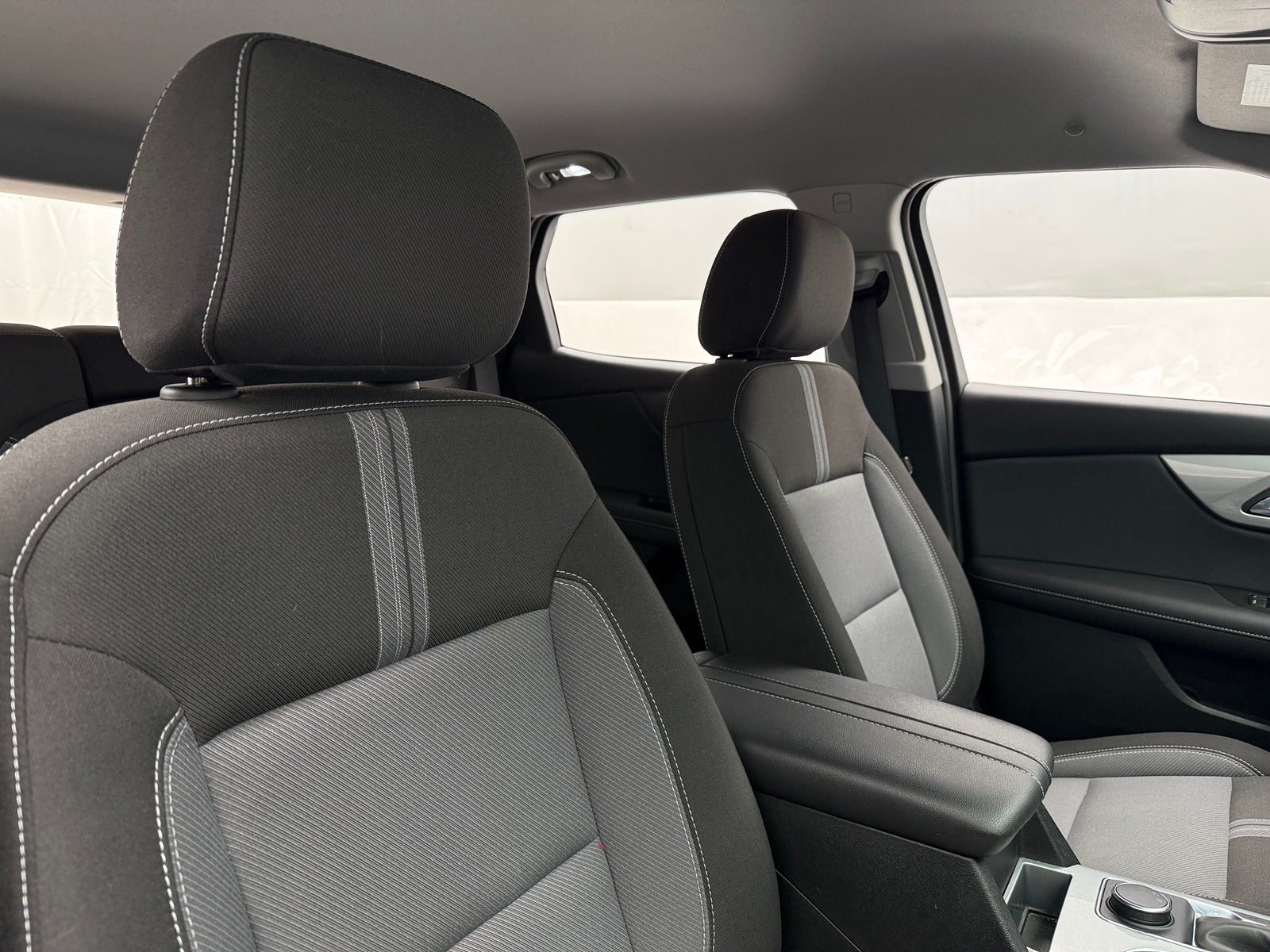 Thumbnail: 2023 Chevrolet Blazer - 2