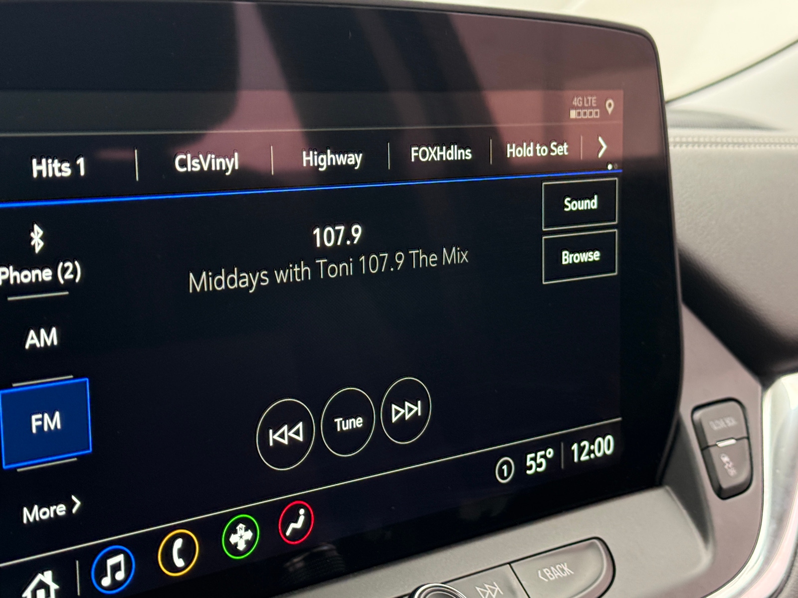 Thumbnail: 2023 Chevrolet Blazer - 4