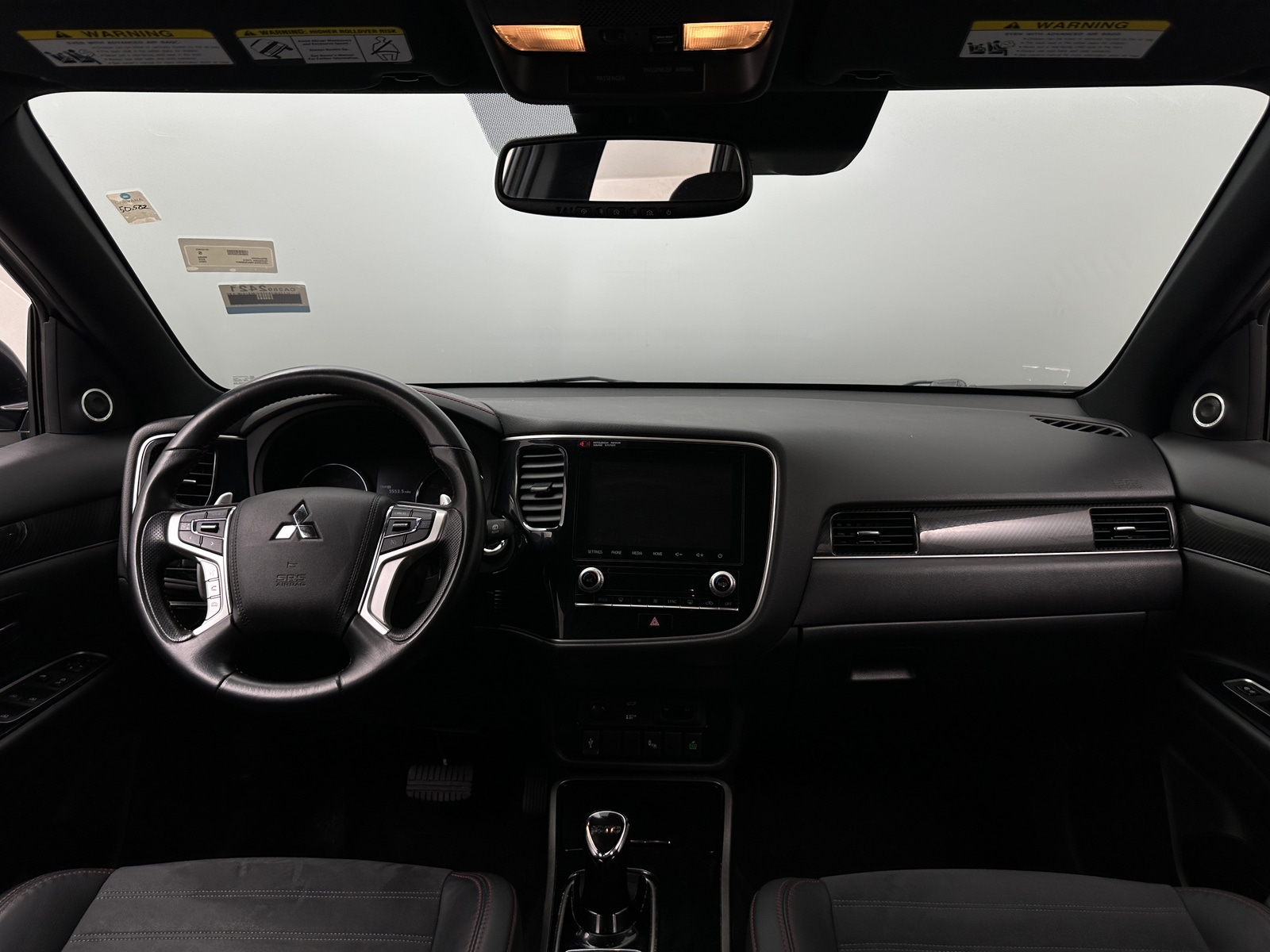 Thumbnail: 2022 Mitsubishi Outlander - 2