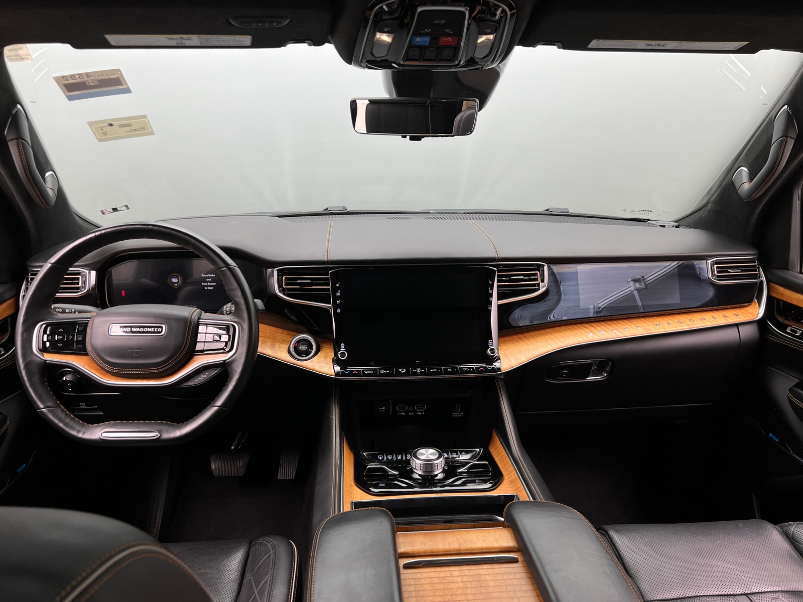 Thumbnail: 2022 Jeep Grand Wagoneer - 2