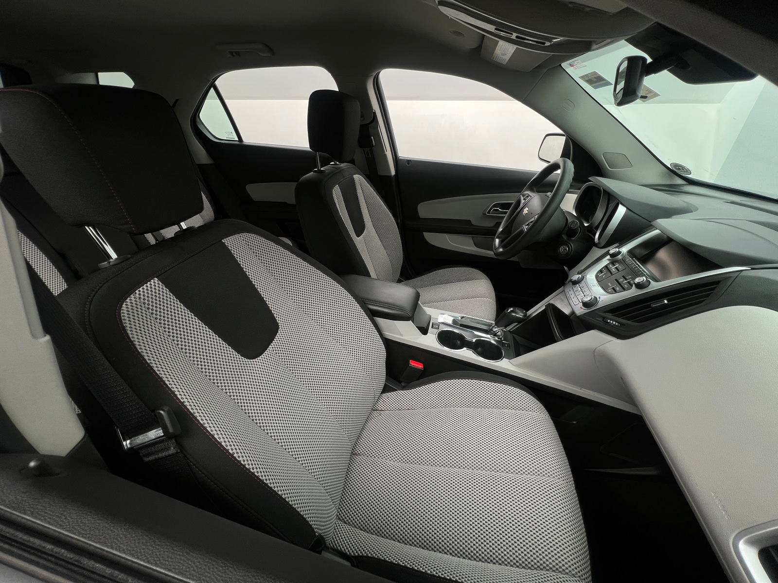 Thumbnail: 2017 Chevrolet Equinox - 2