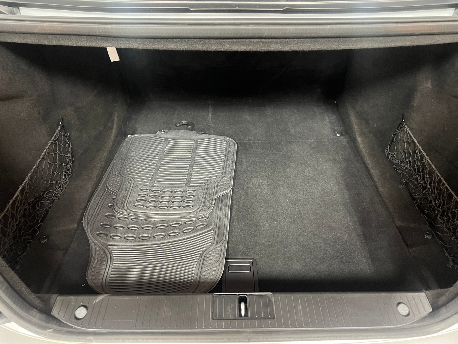 Thumbnail: 2012 Mercedes-Benz S-Class - 6