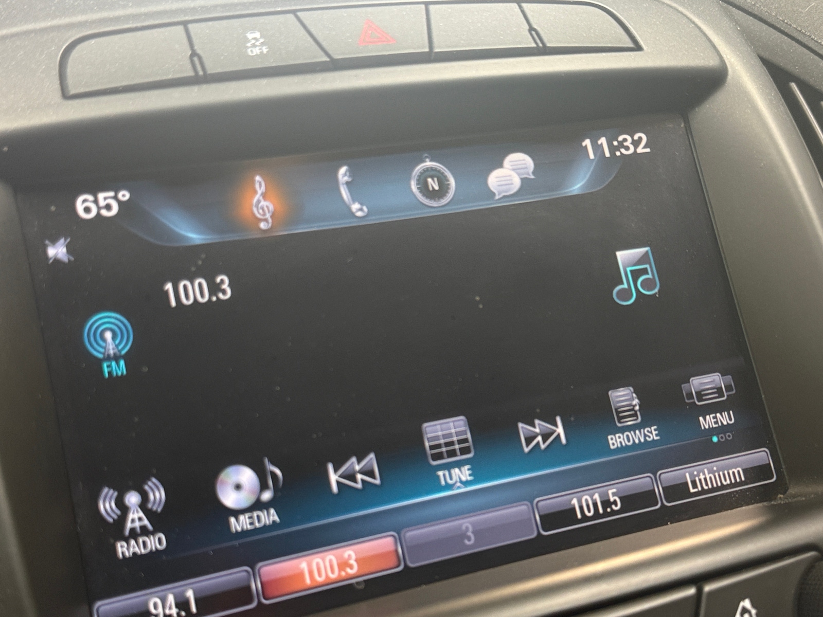 Thumbnail: 2016 Buick Regal - 3