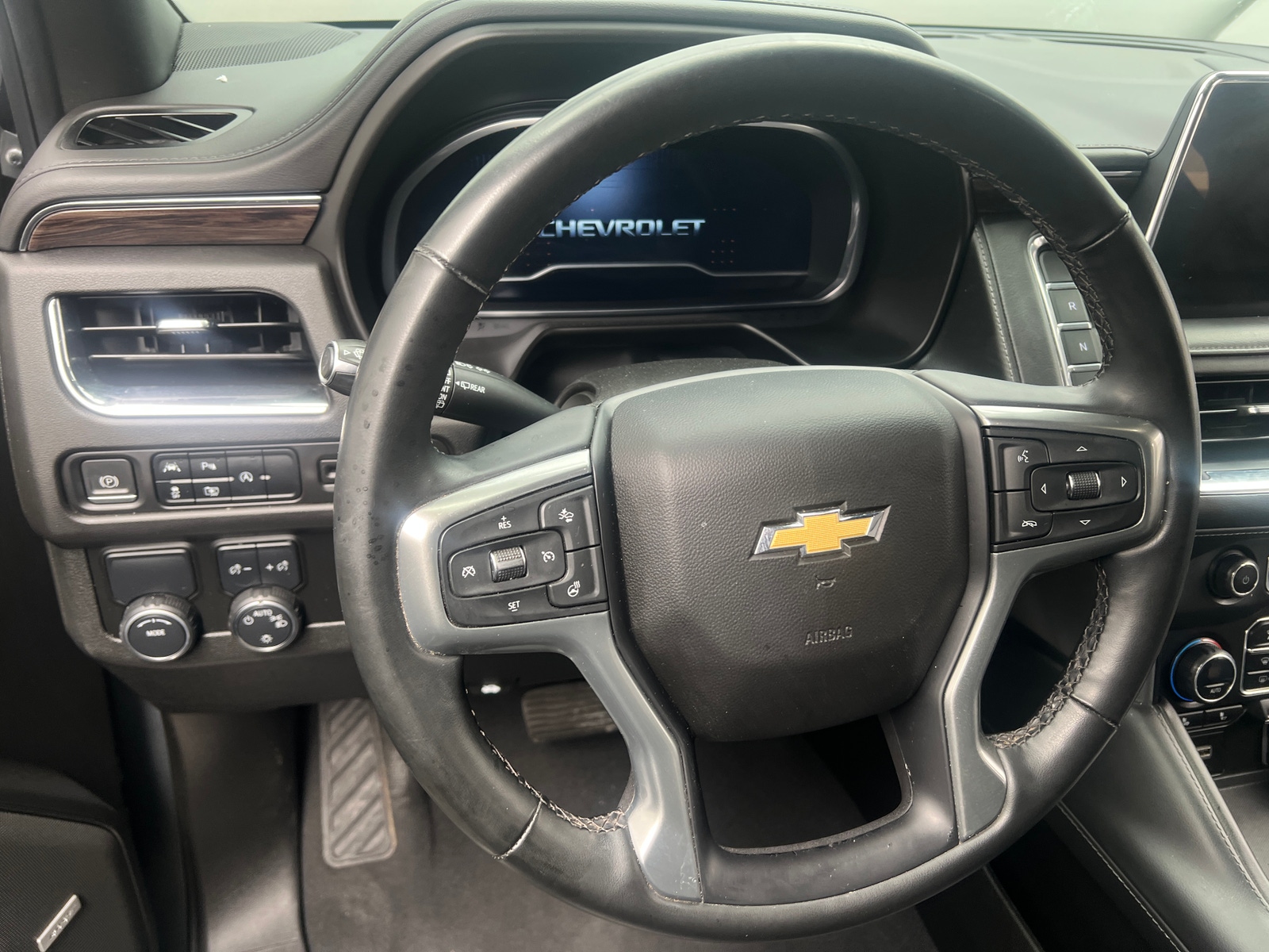 Thumbnail: 2023 Chevrolet Tahoe - 4