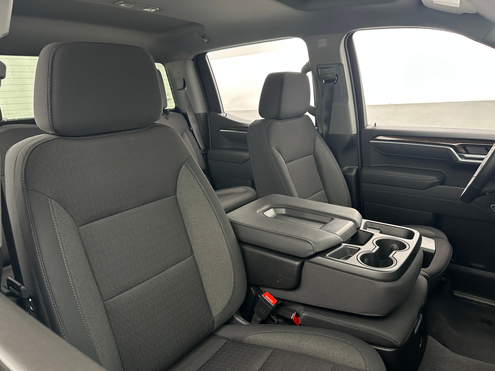 Thumbnail: 2026 Chevrolet Silverado 1500 - 2