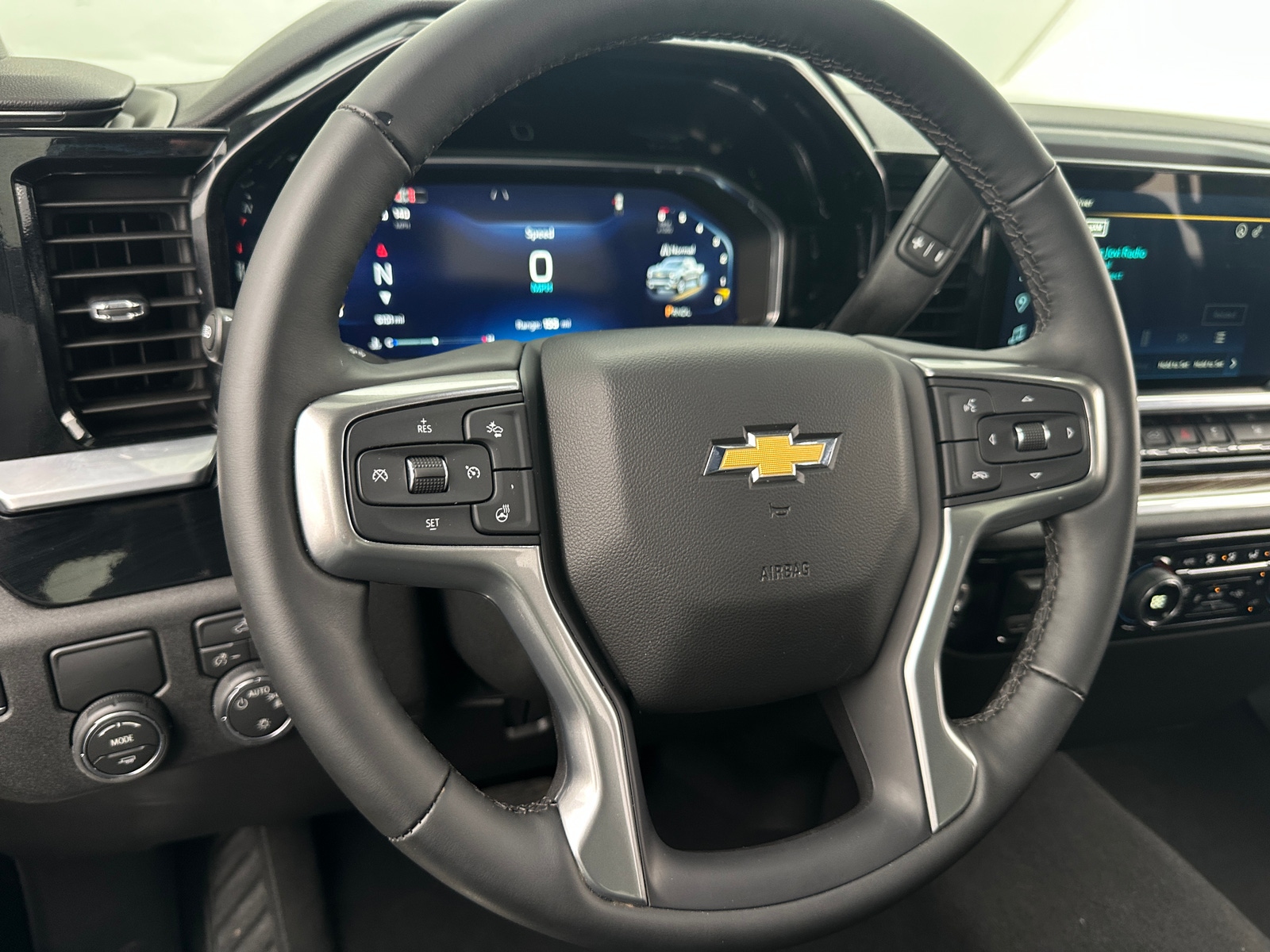 Thumbnail: 2026 Chevrolet Silverado 1500 - 5