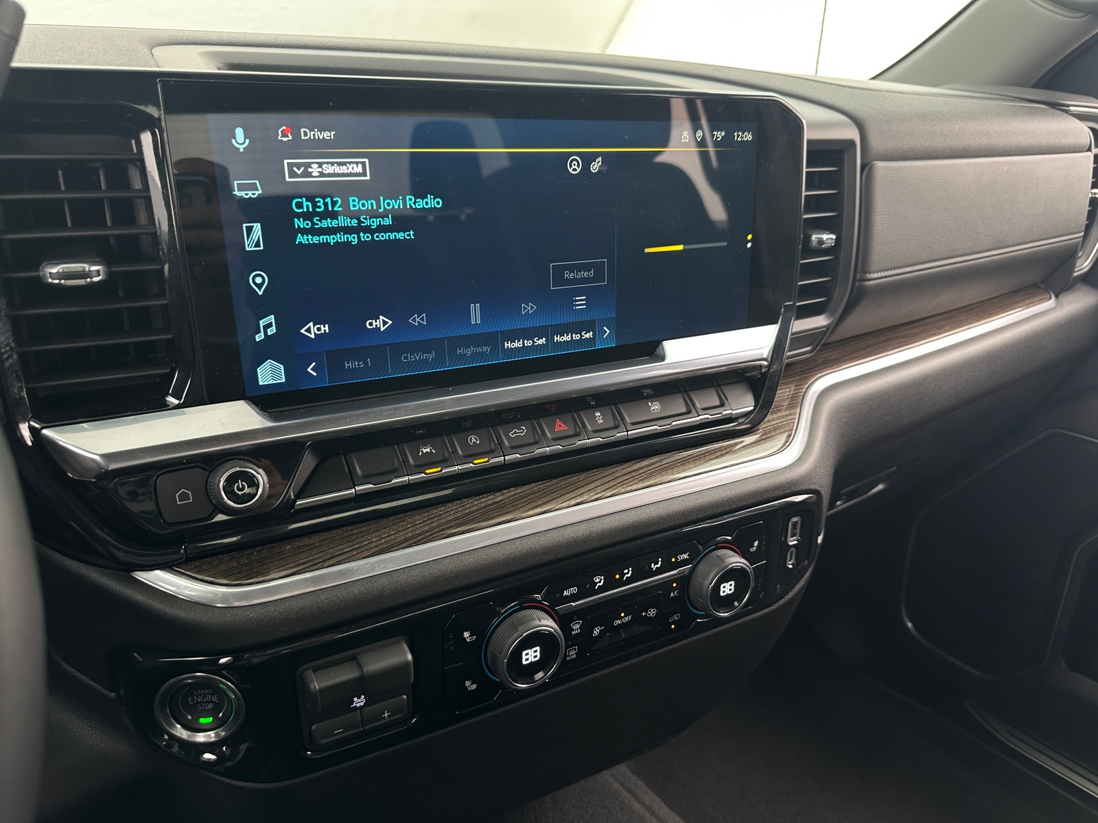 Thumbnail: 2026 Chevrolet Silverado 1500 - 4