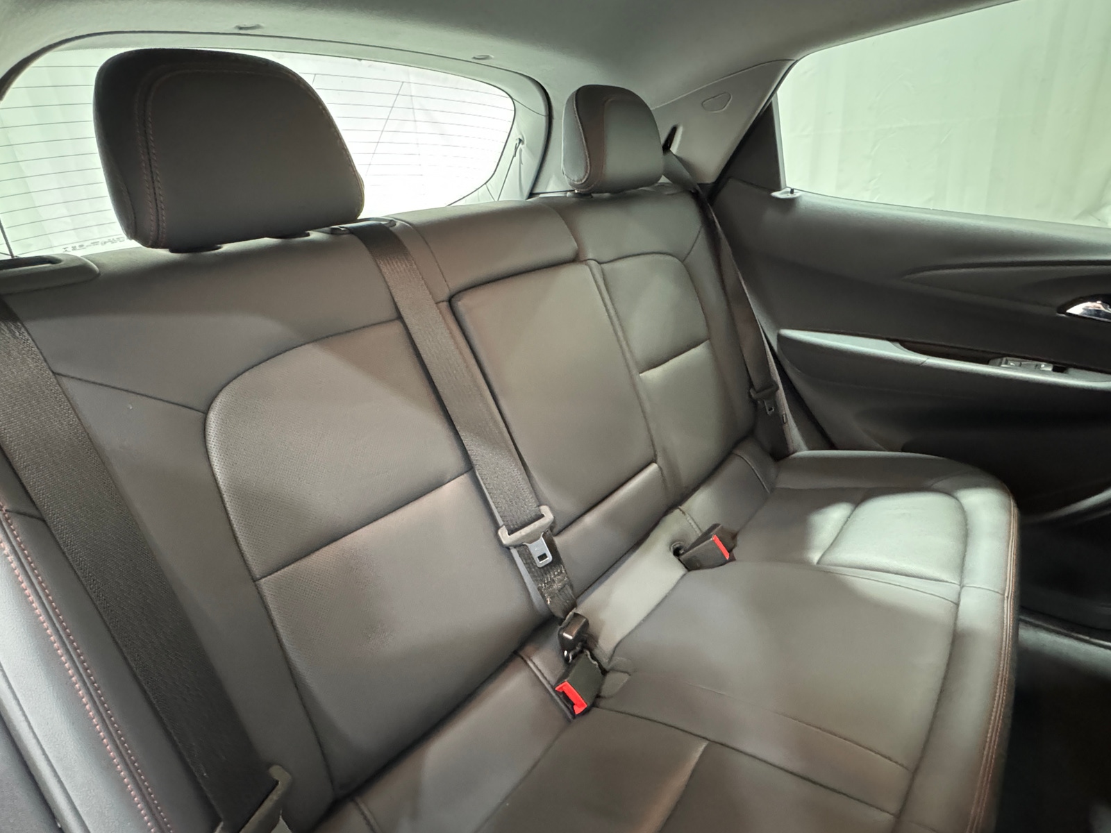 Thumbnail: 2017 Chevrolet Bolt EV - 5