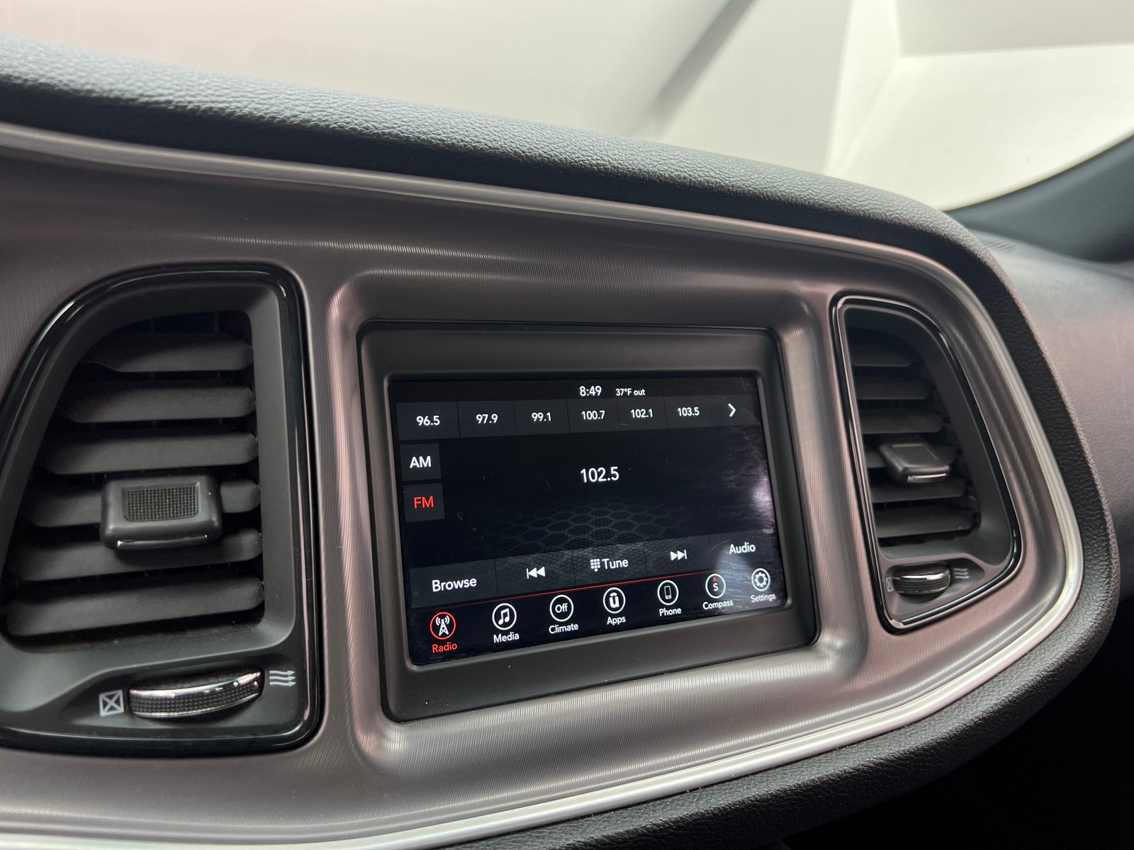 Thumbnail: 2022 Dodge Challenger - 3