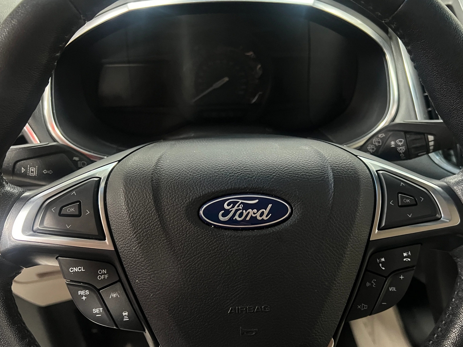 Thumbnail: 2020 Ford Edge - 4