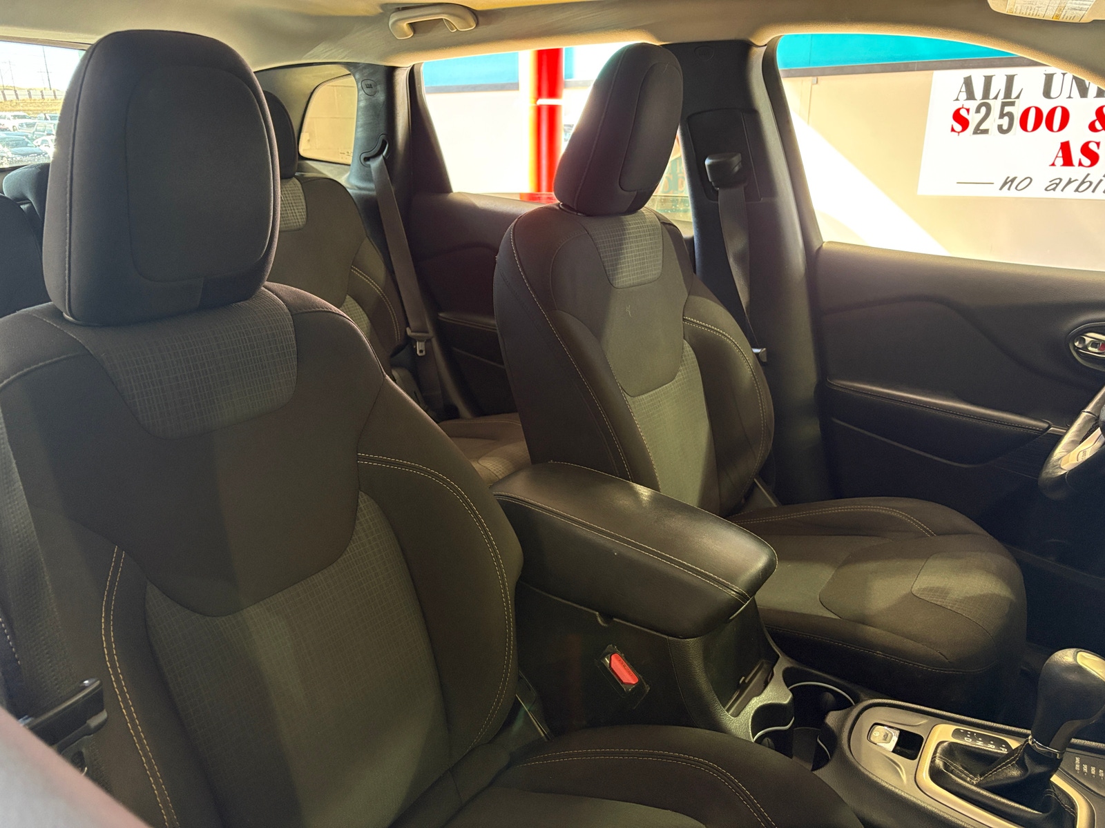 Thumbnail: 2016 Jeep Cherokee - 2