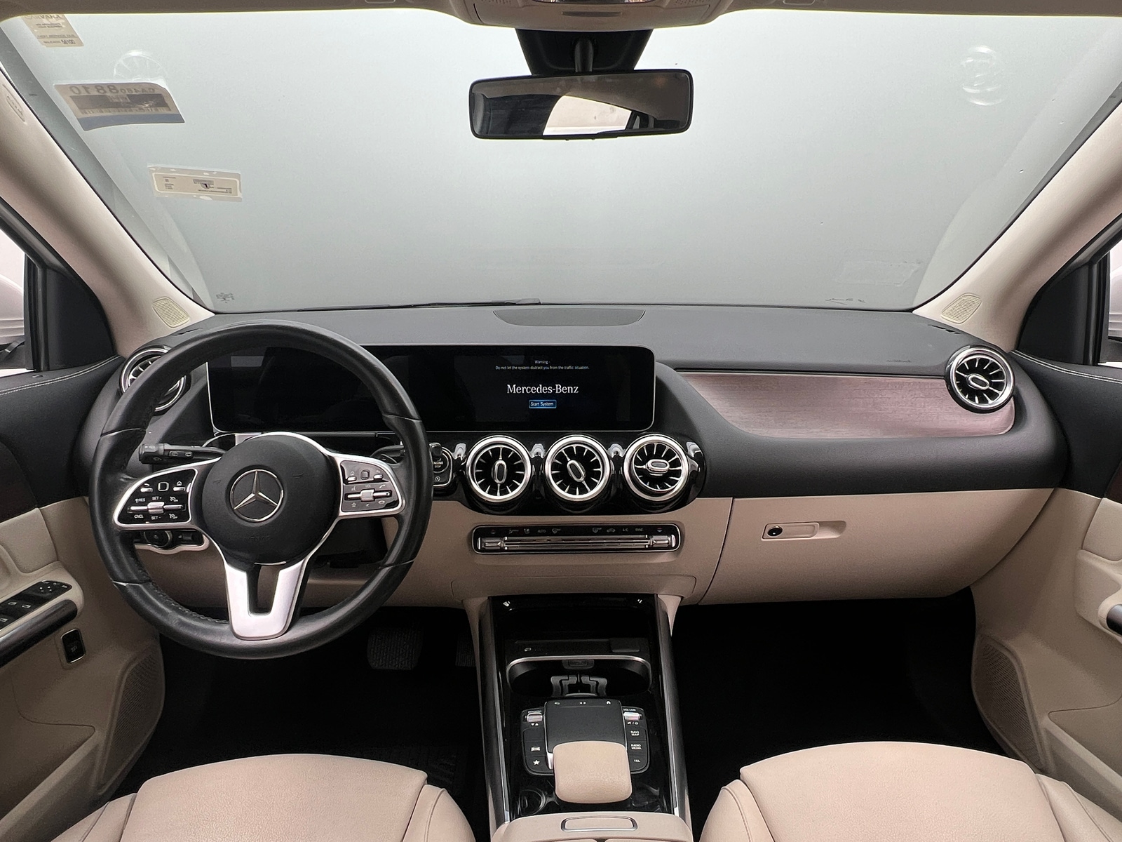 Thumbnail: 2021 Mercedes-Benz GLA - 2