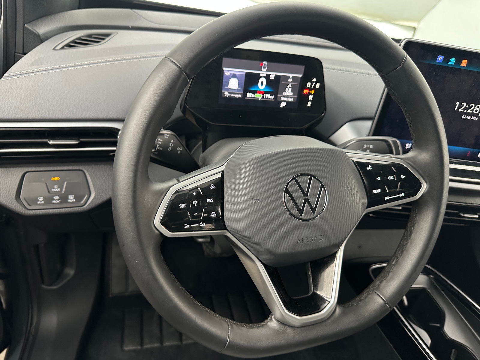 Thumbnail: 2024 Volkswagen ID.4 - 5