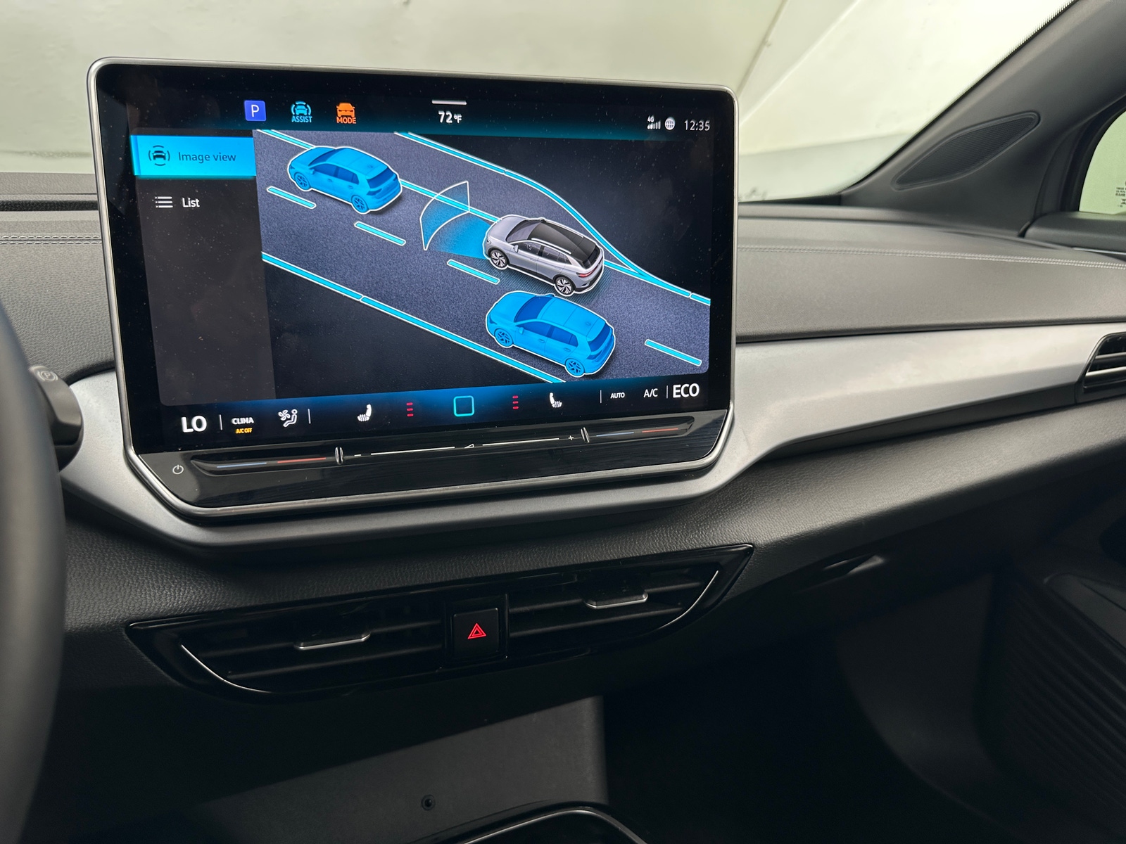 Thumbnail: 2024 Volkswagen ID.4 - 4