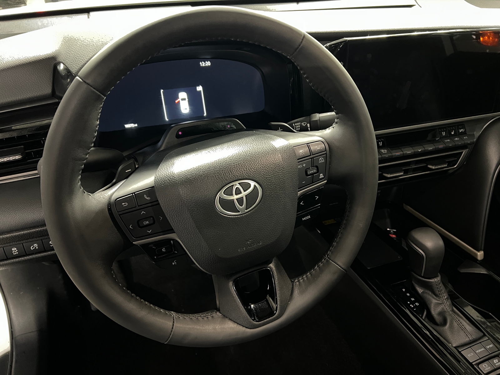 Thumbnail: 2025 Toyota Camry - 4