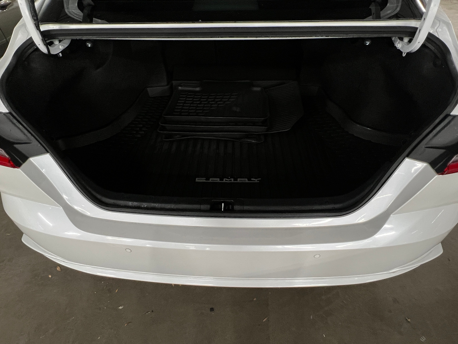 Thumbnail: 2025 Toyota Camry - 6