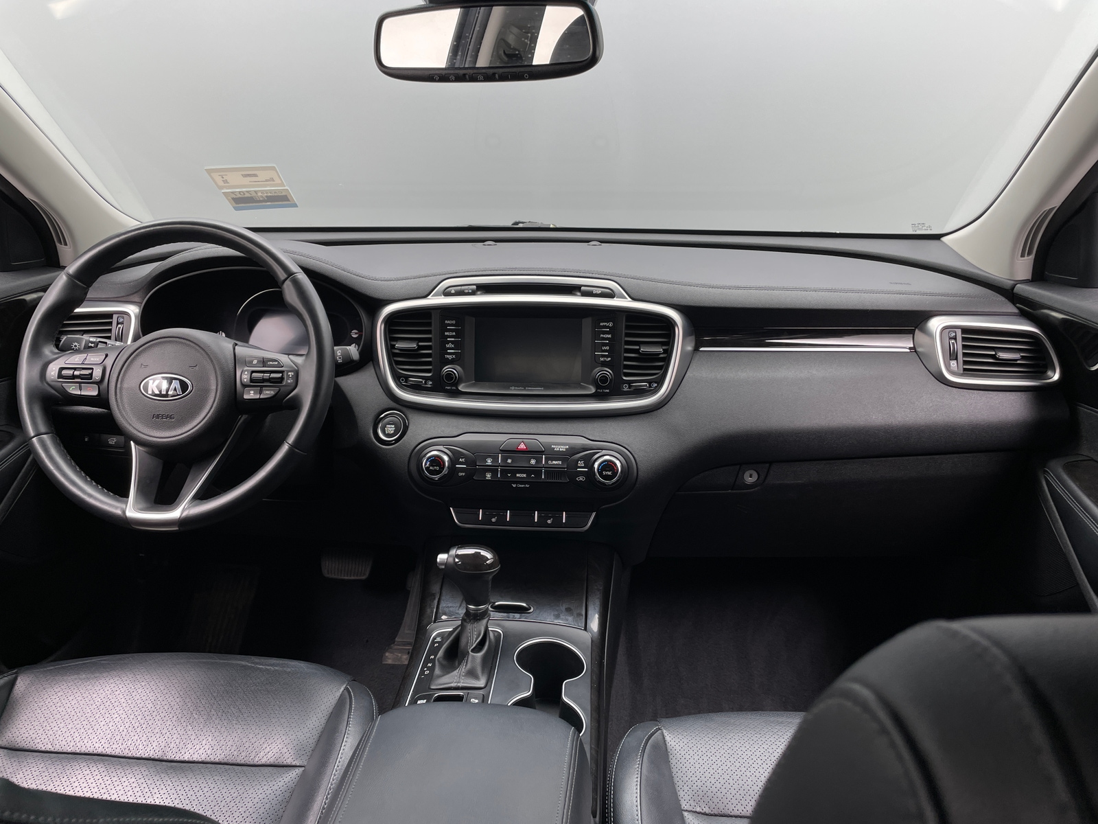 Thumbnail: 2018 Kia Sorento - 2