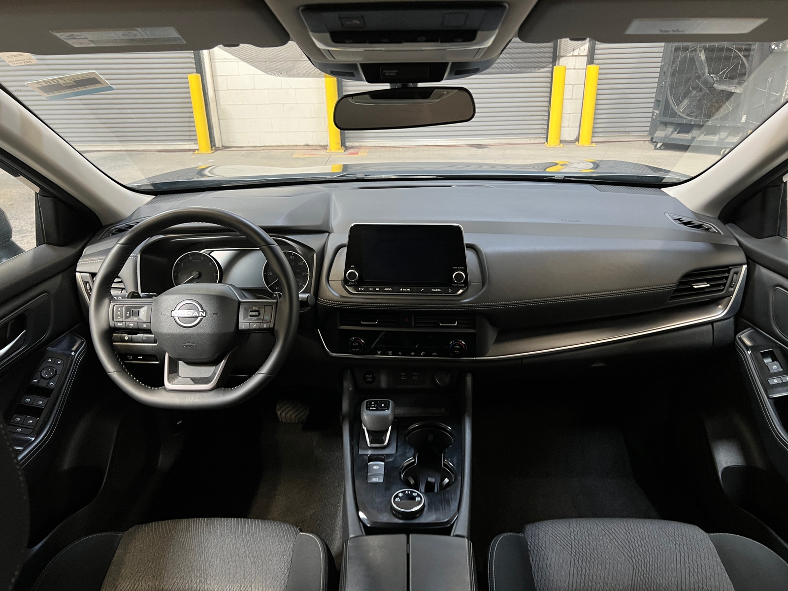 Thumbnail: 2025 Nissan Rogue - 3