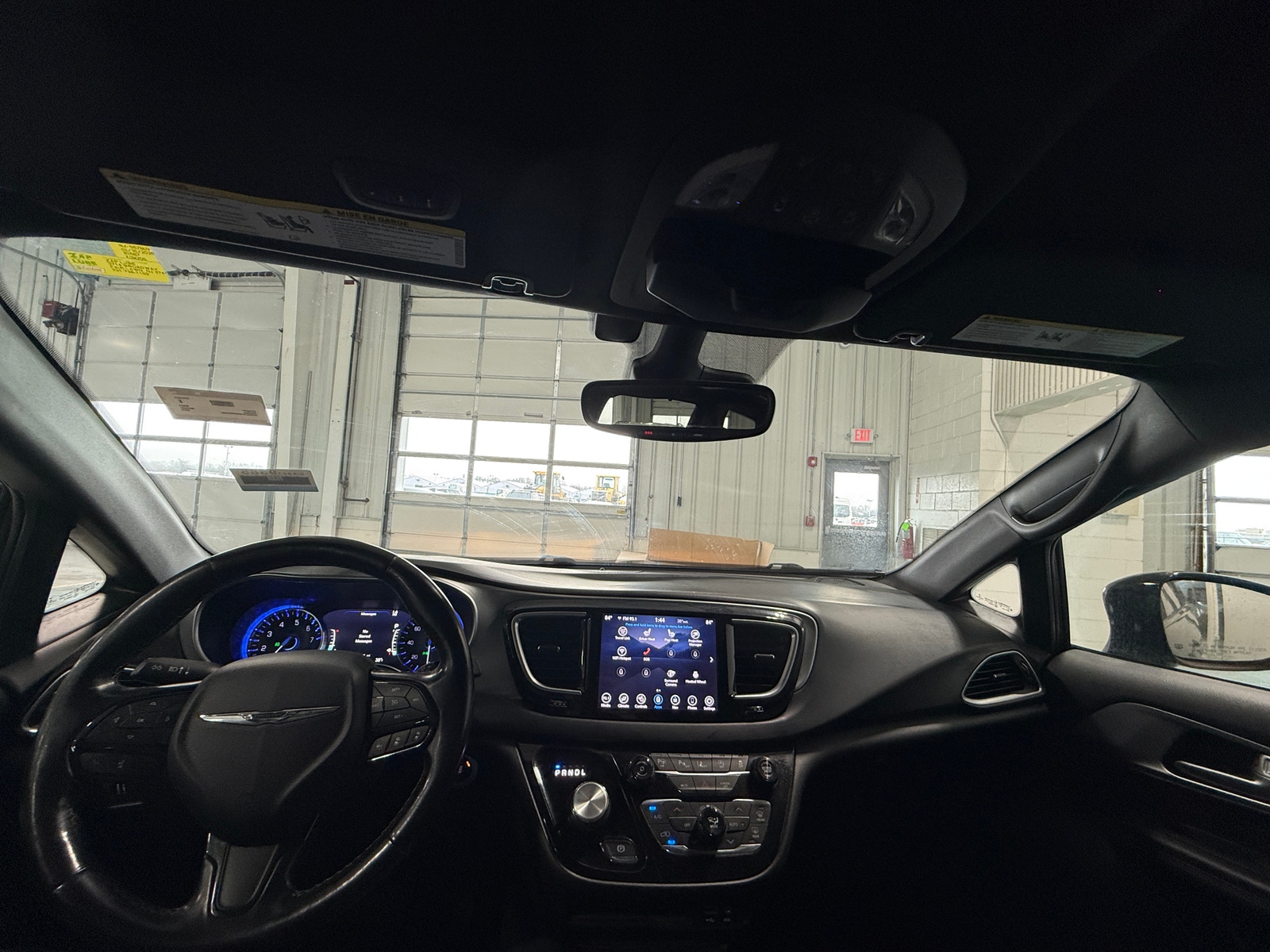 Thumbnail: 2019 Chrysler Pacifica - 3