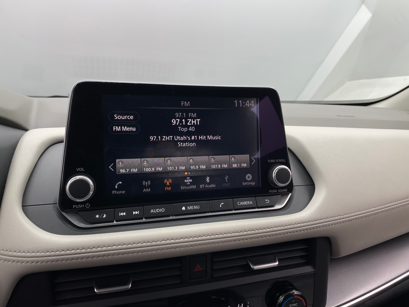 Thumbnail: 2025 Nissan Rogue - 4