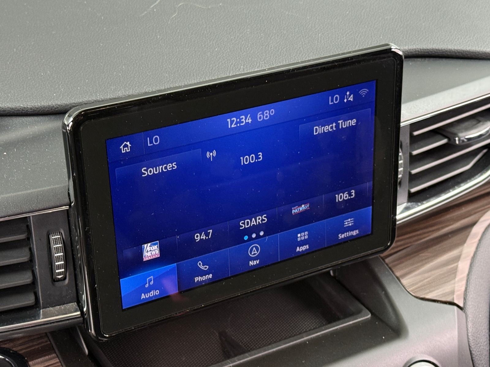 Thumbnail: 2020 Ford Explorer - 3