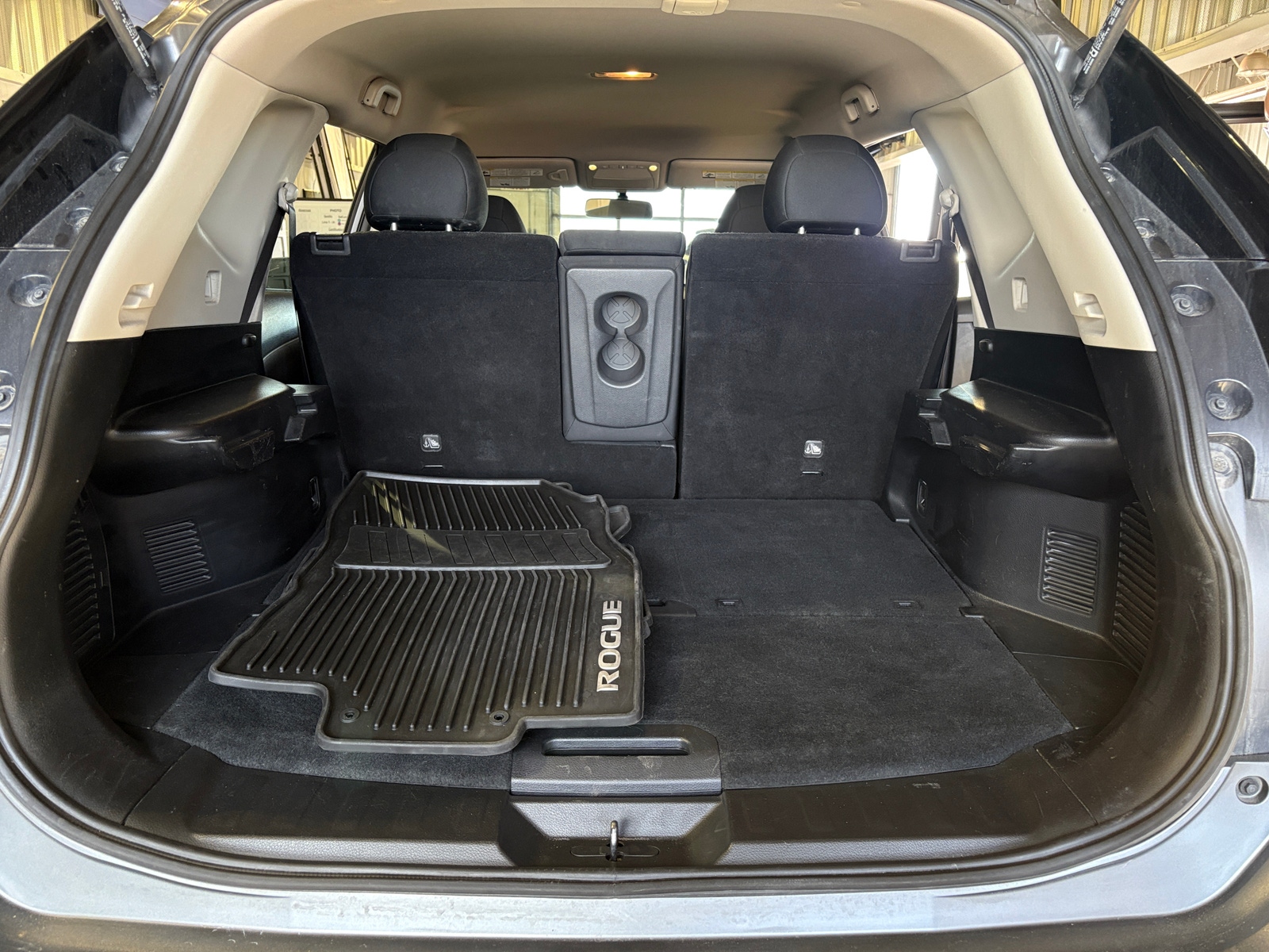 Thumbnail: 2017 Nissan Rogue - 7