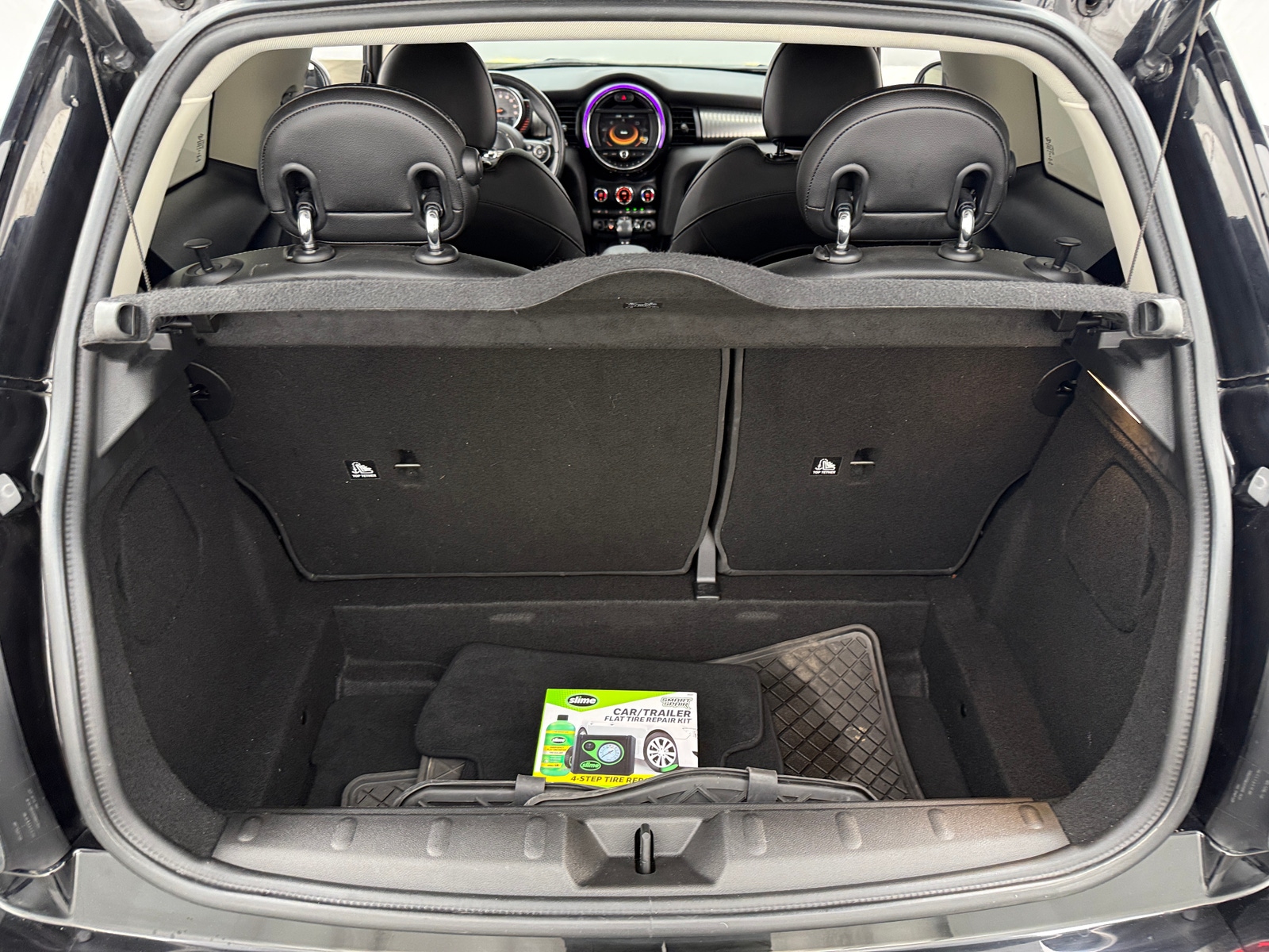 Thumbnail: 2017 MINI Cooper Hardtop - 6