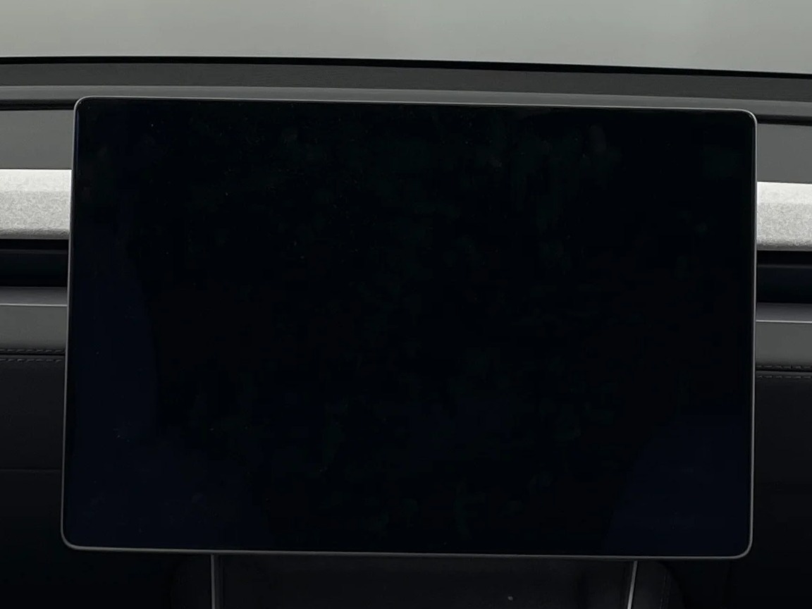 Thumbnail: 2026 Tesla Model Y - 3