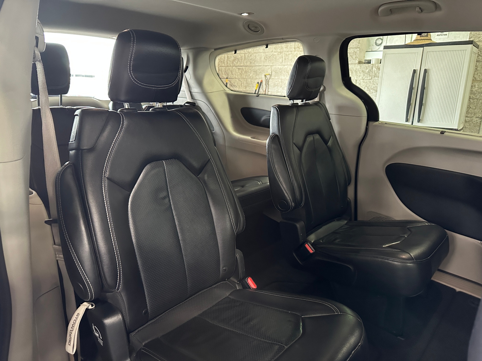 Thumbnail: 2022 Chrysler Pacifica - 5