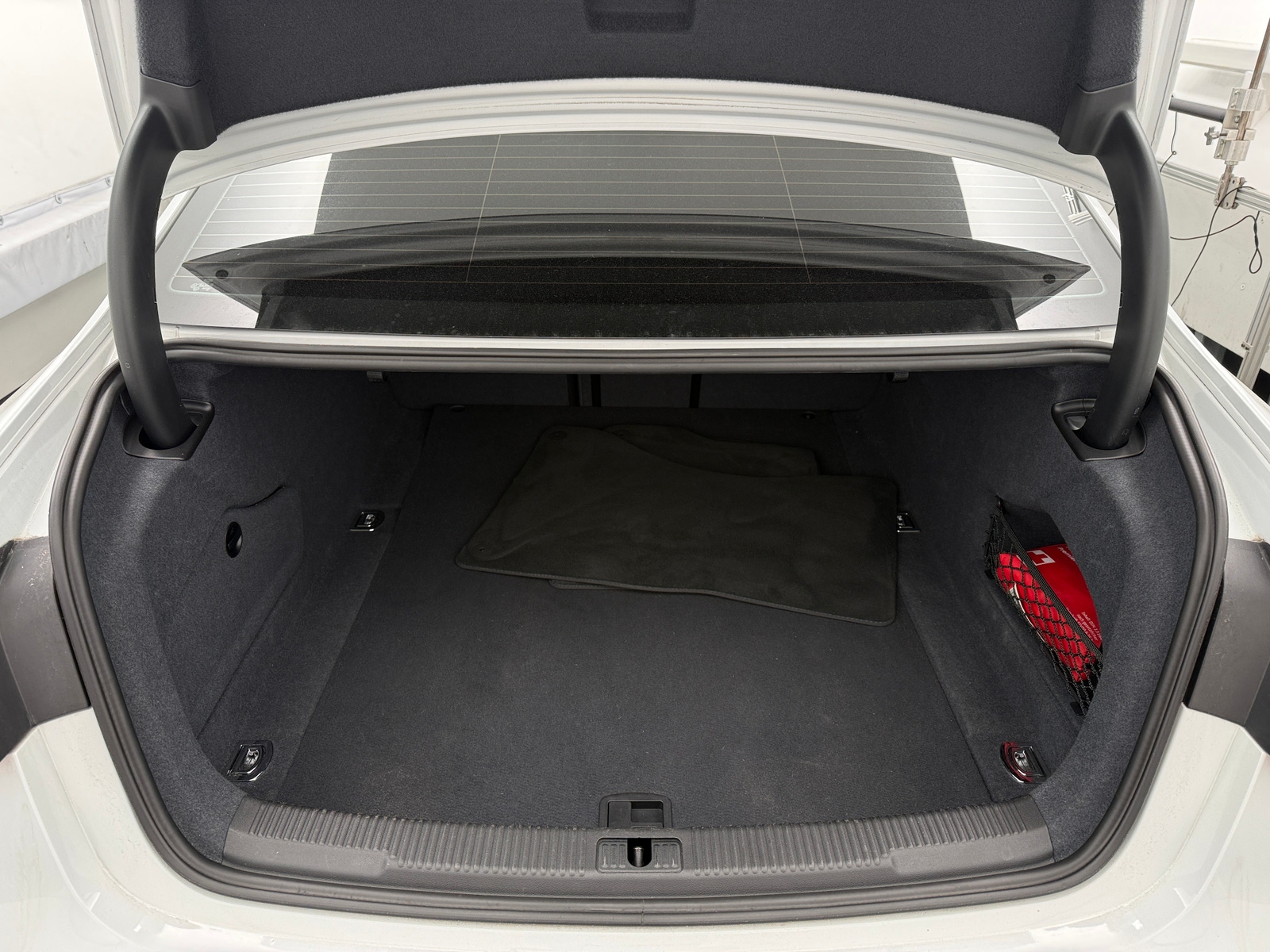 Thumbnail: 2014 Audi S6 - 6